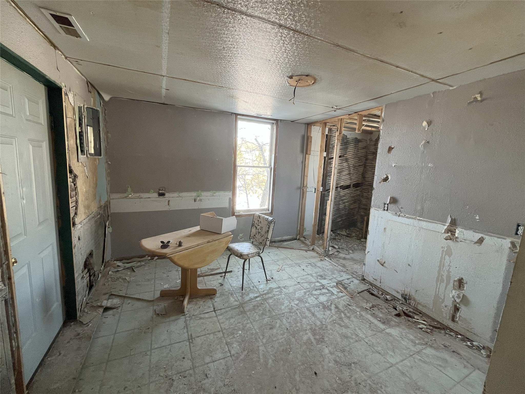 407 N Jackson Street Property Photo 13
