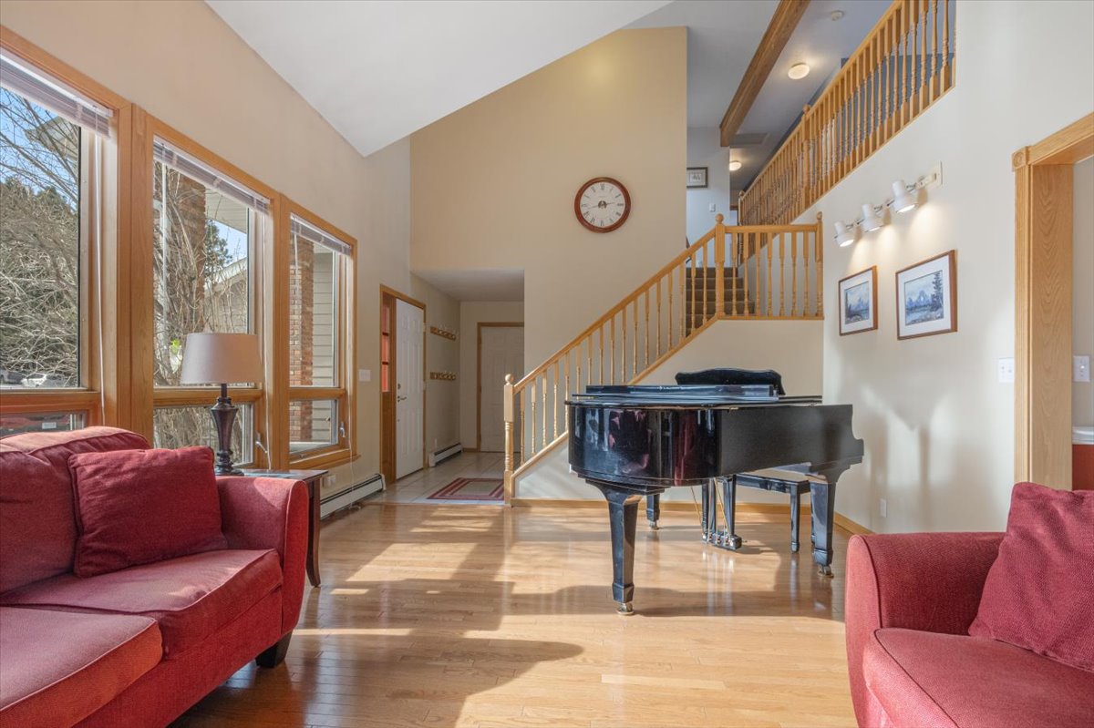 840 S California Street Property Photo 3