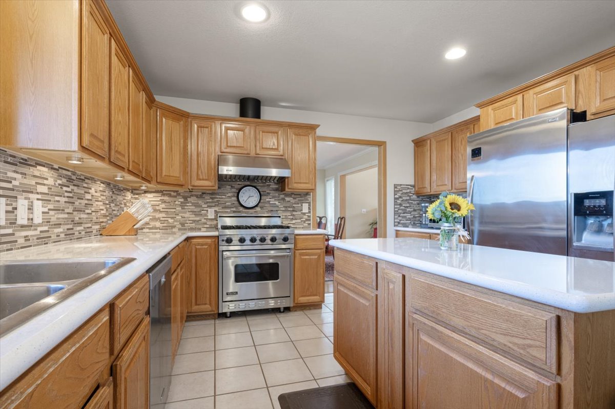 840 S California Street Property Photo 7