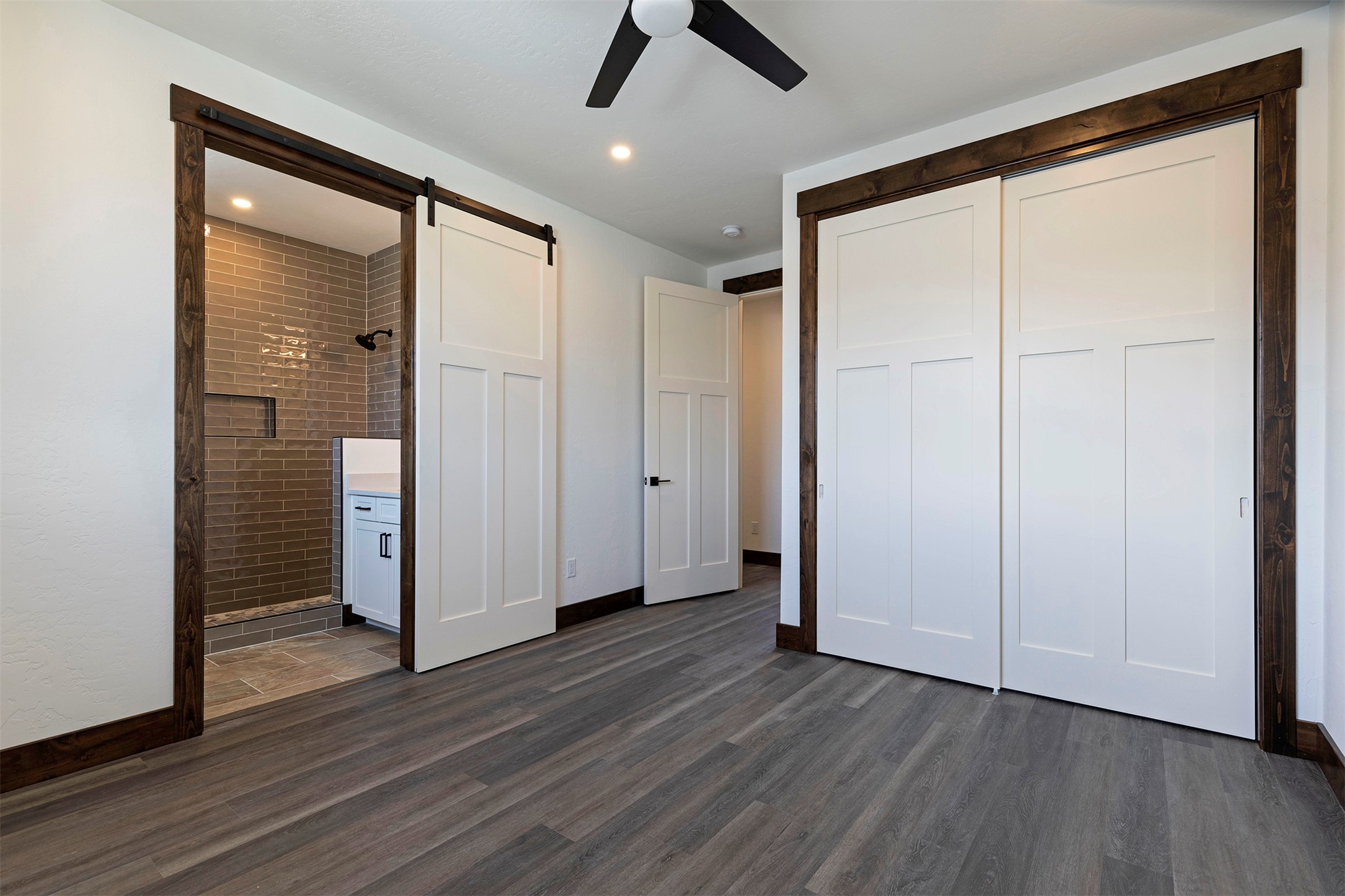 811 Chieftain Court Property Photo 20