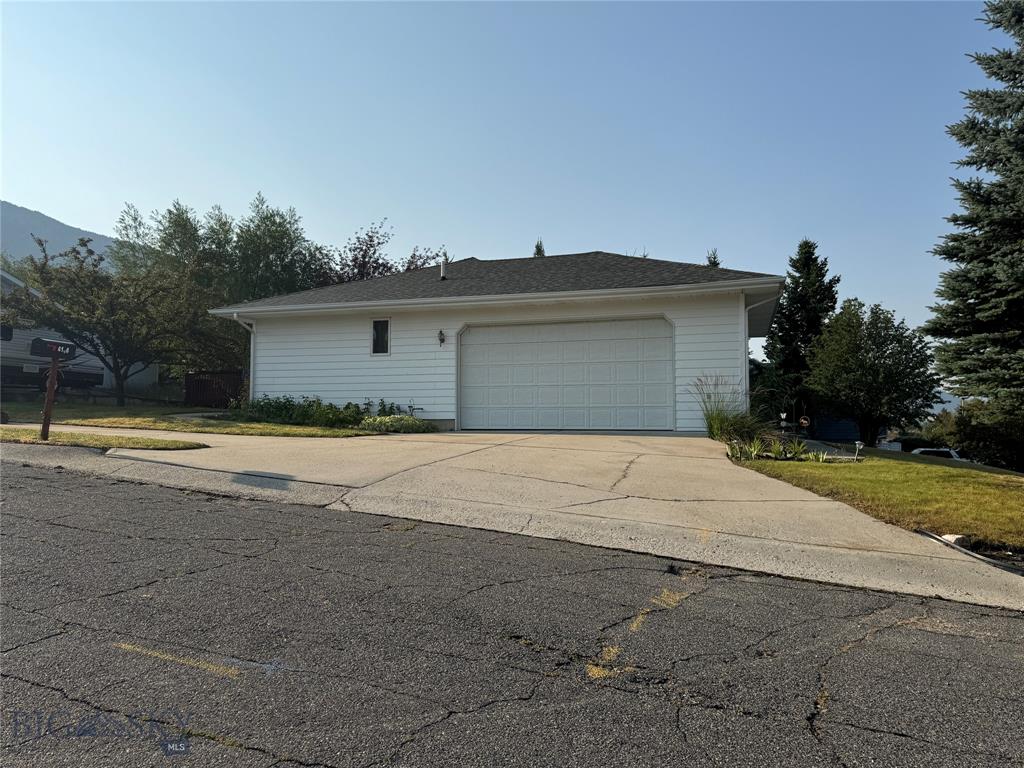 4106 Trenton Street Property Photo 2