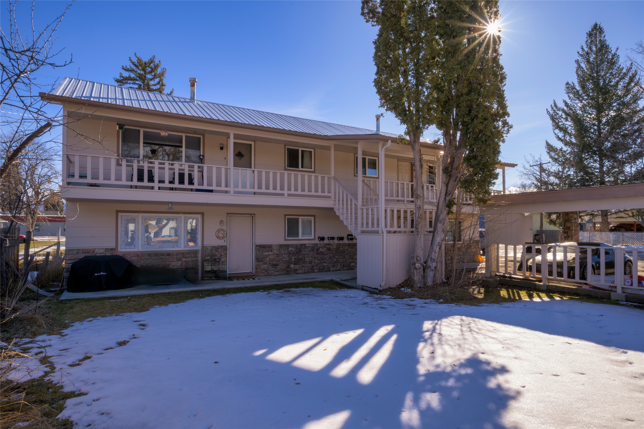 616 Madison Street Property Photo