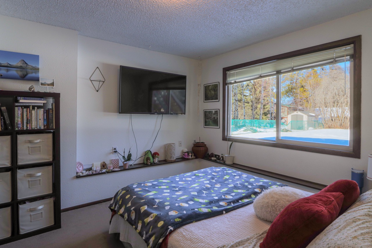 1040 7th Street W Property Photo 20