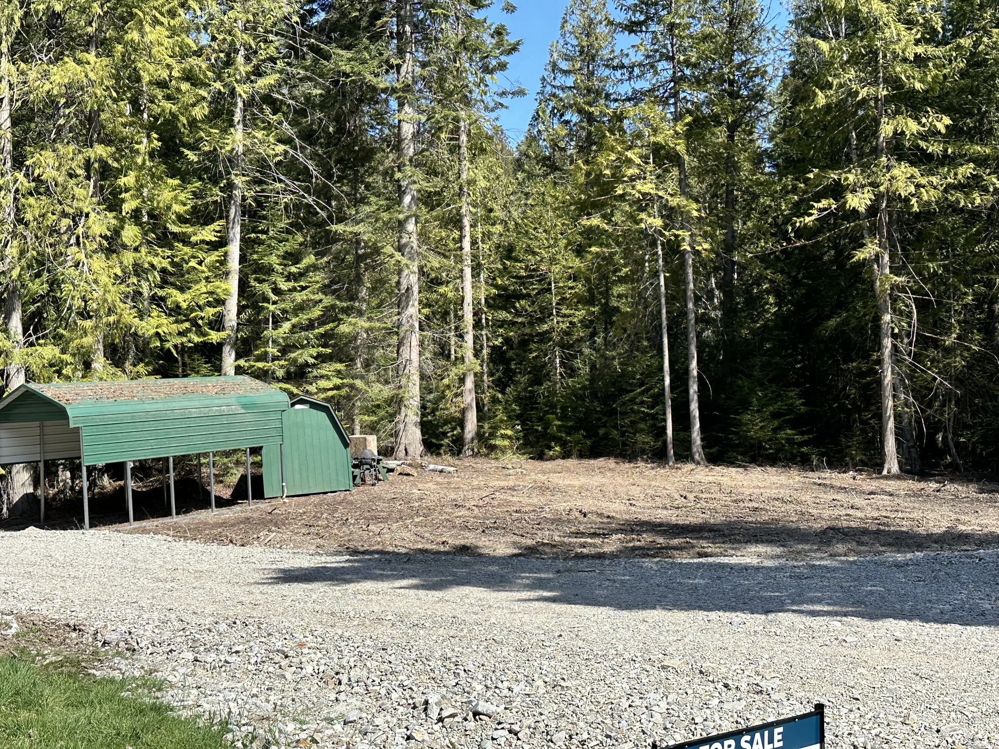 1127 Mt Highway 200 Property Photo 1