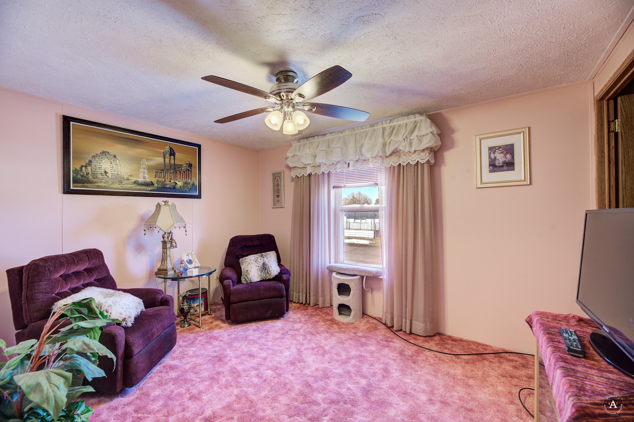 2945 Flamingo Road Property Photo 14
