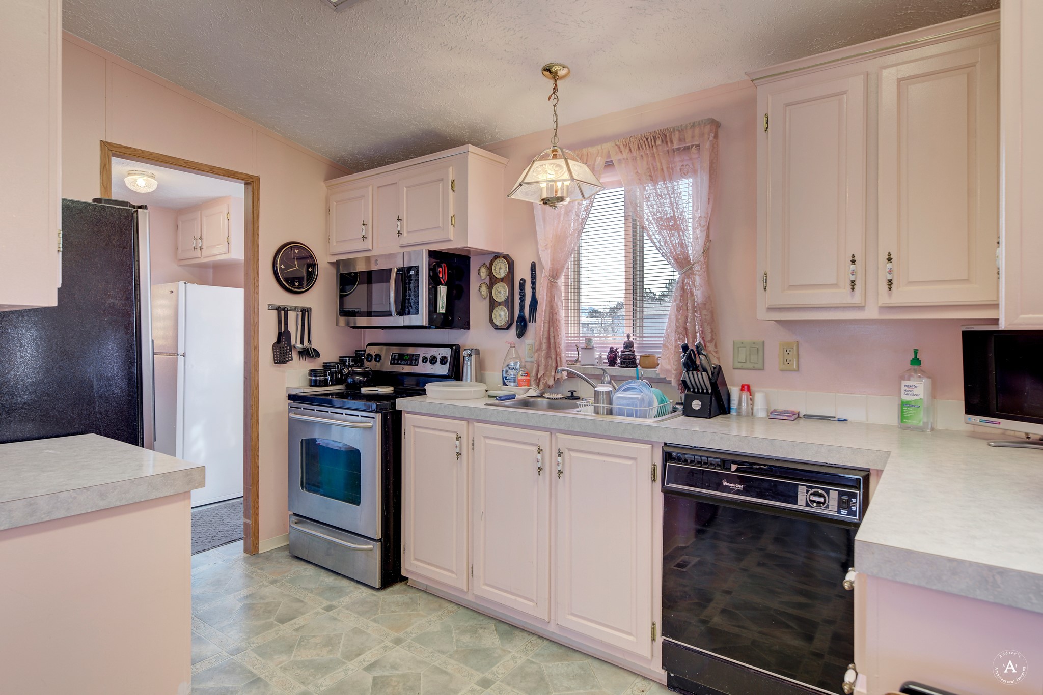 2945 Flamingo Road Property Photo 17