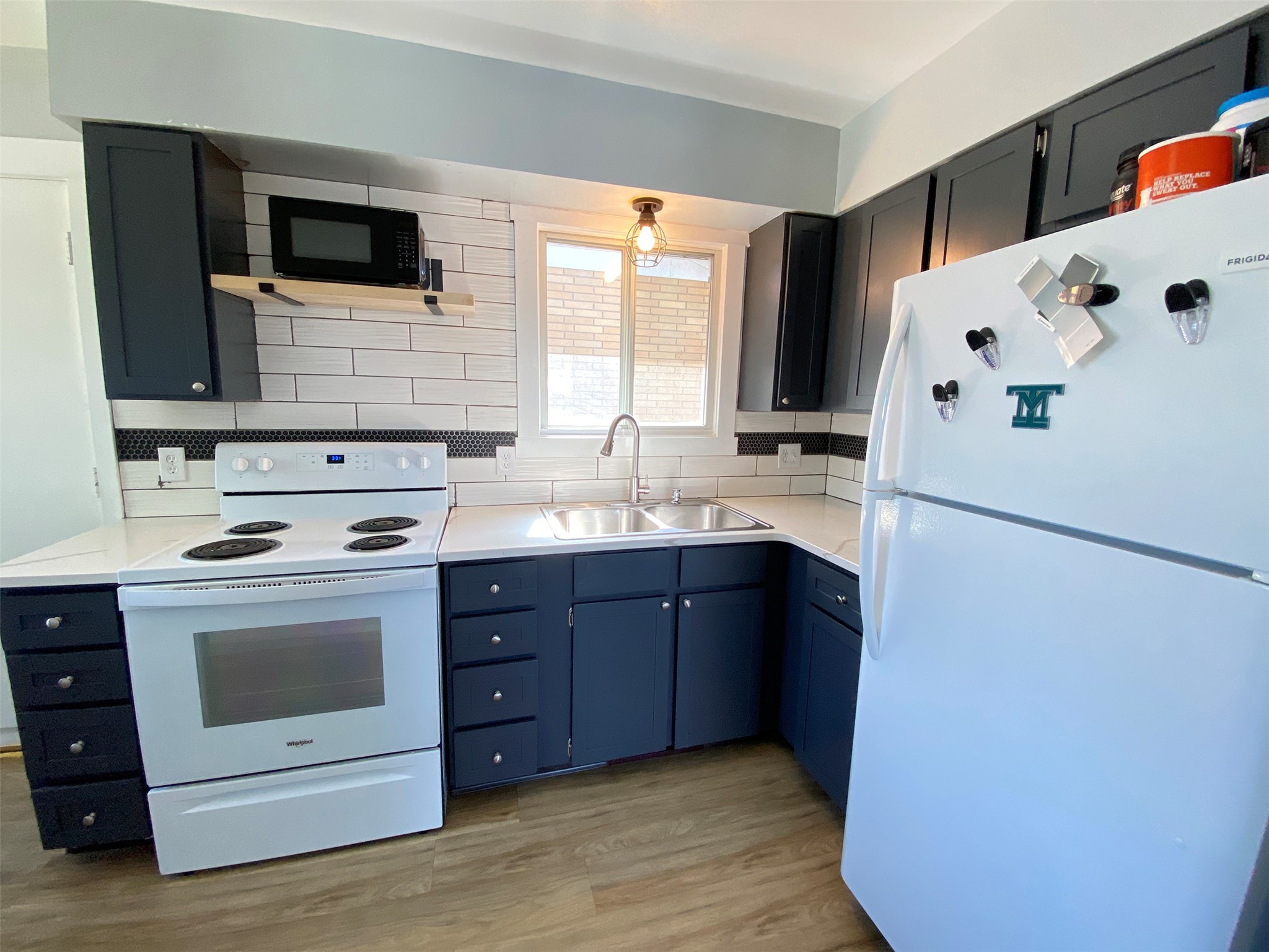 2980 Hecla Street Property Photo 7
