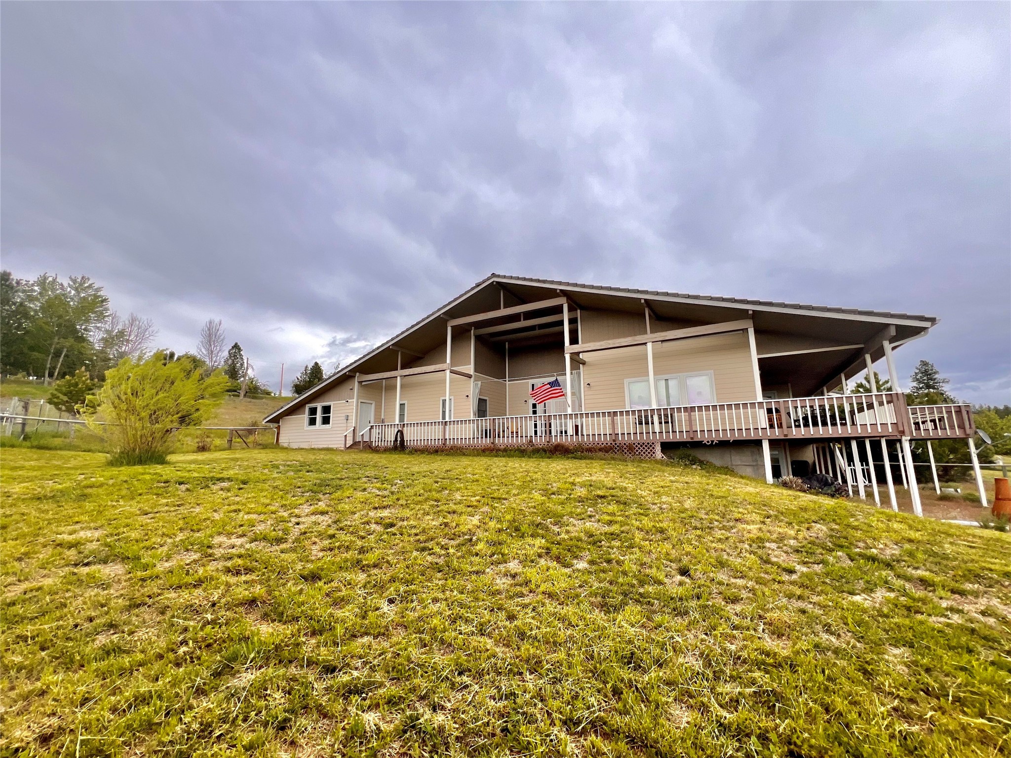 763 S Sunset Bench Road Property Photo 40