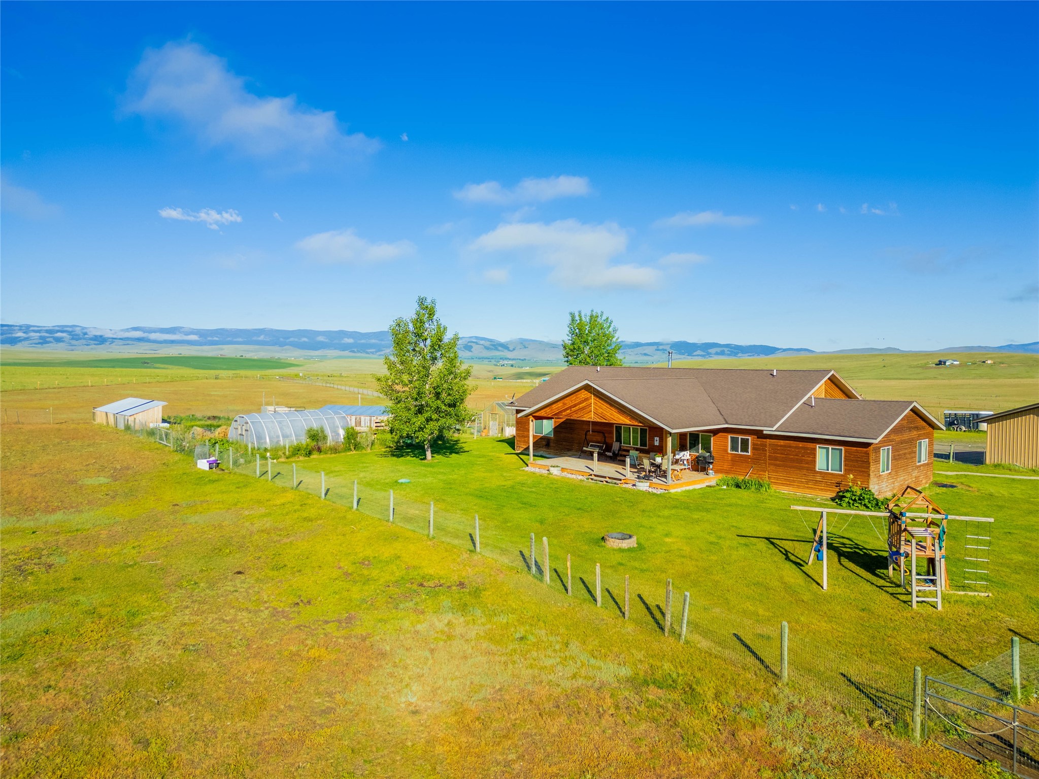 2 Sharptail Lane Property Photo 8