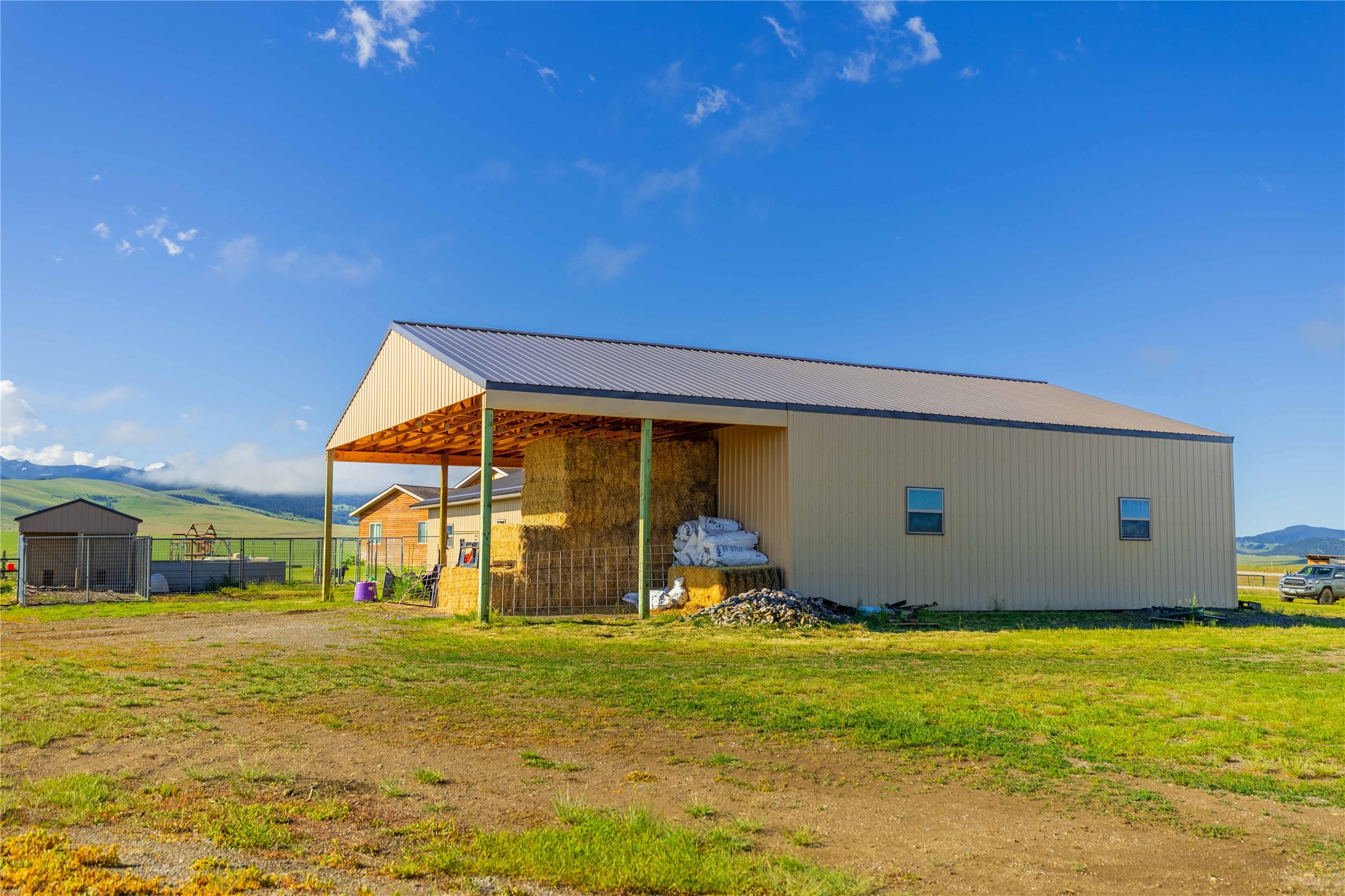 2 Sharptail Lane Property Photo 11