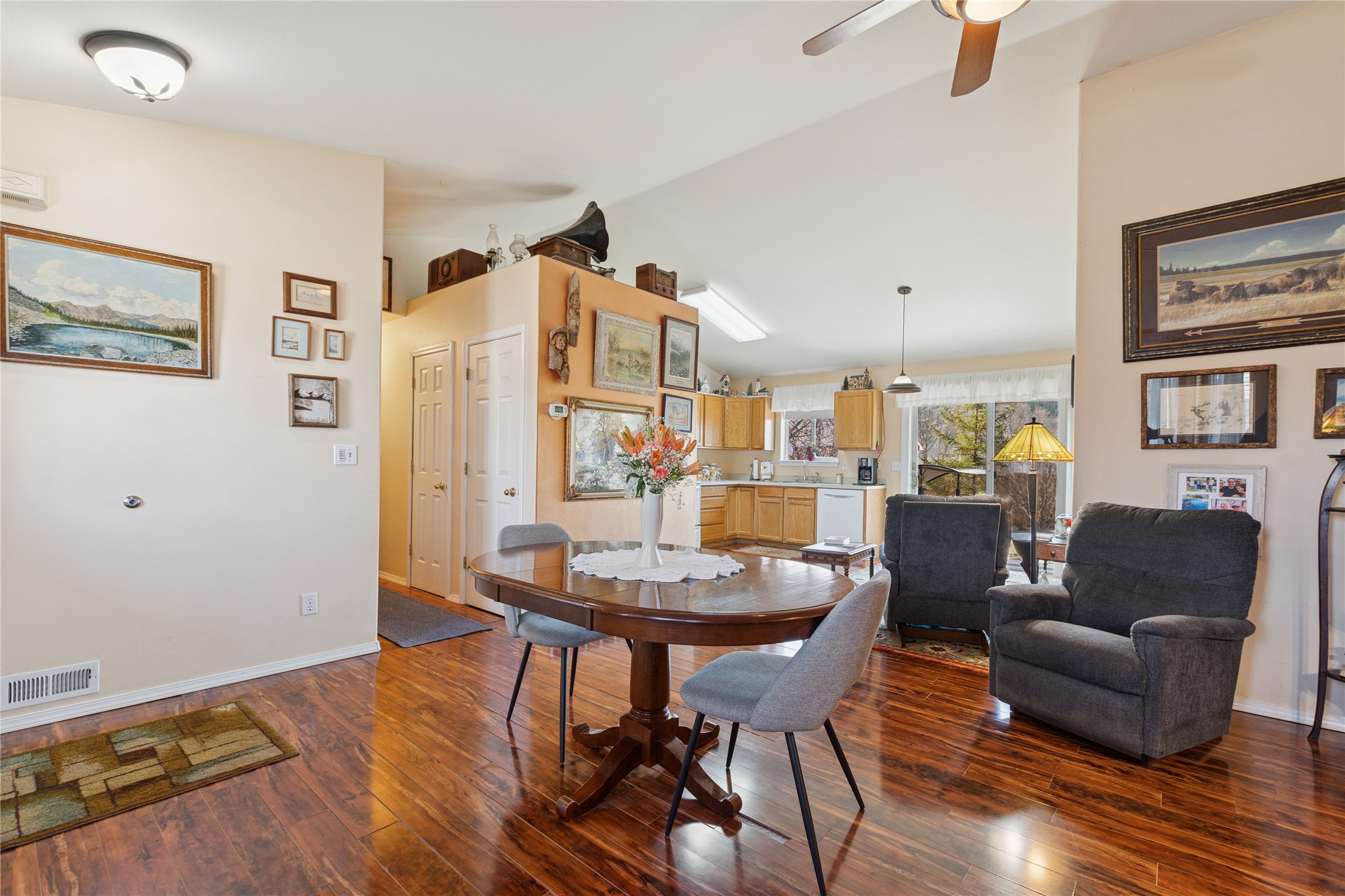 2204 Canvasback Court Property Photo 3