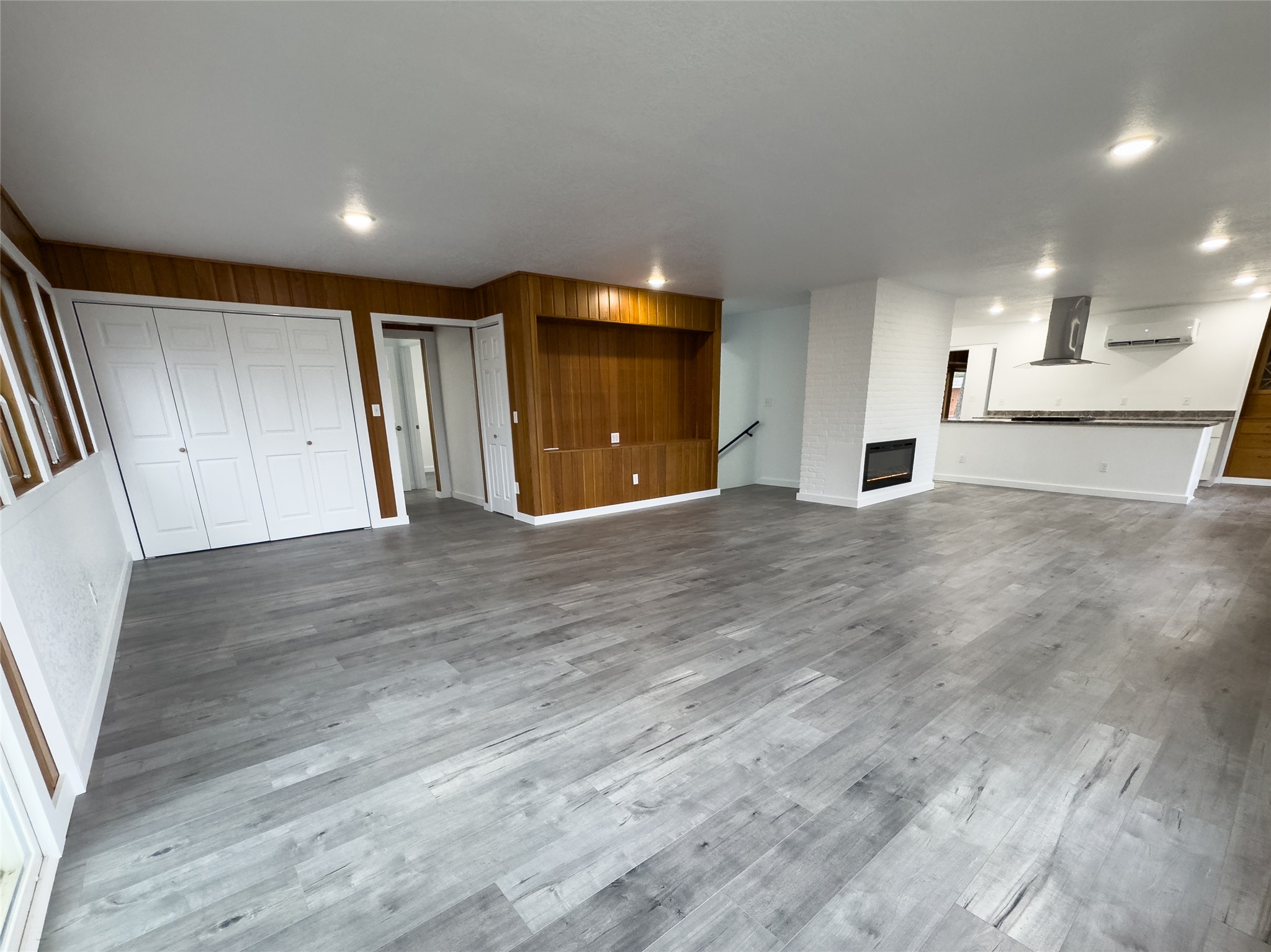 1497 Kootenai River Road Property Photo 18