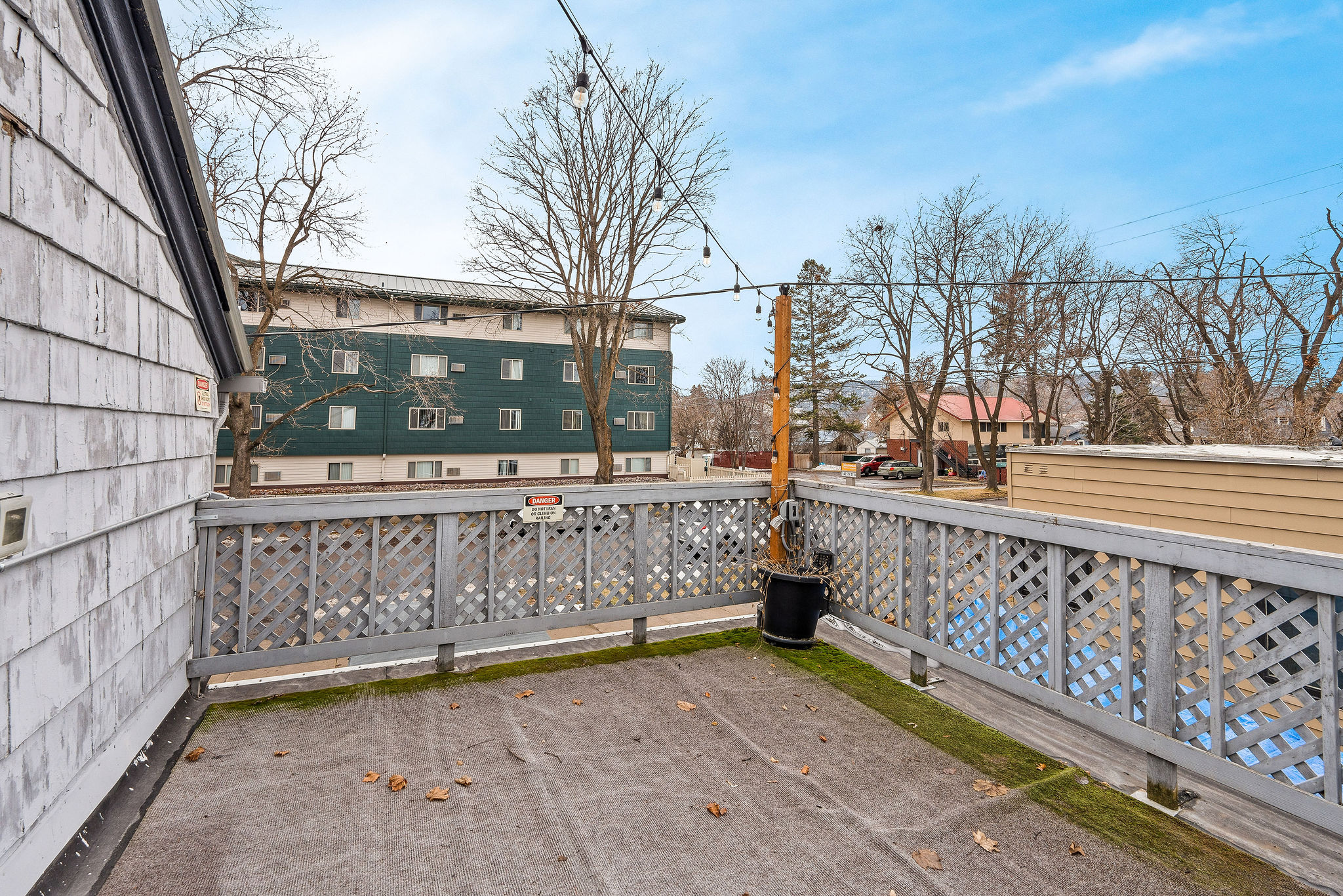 444 1st Avenue W Property Photo 17