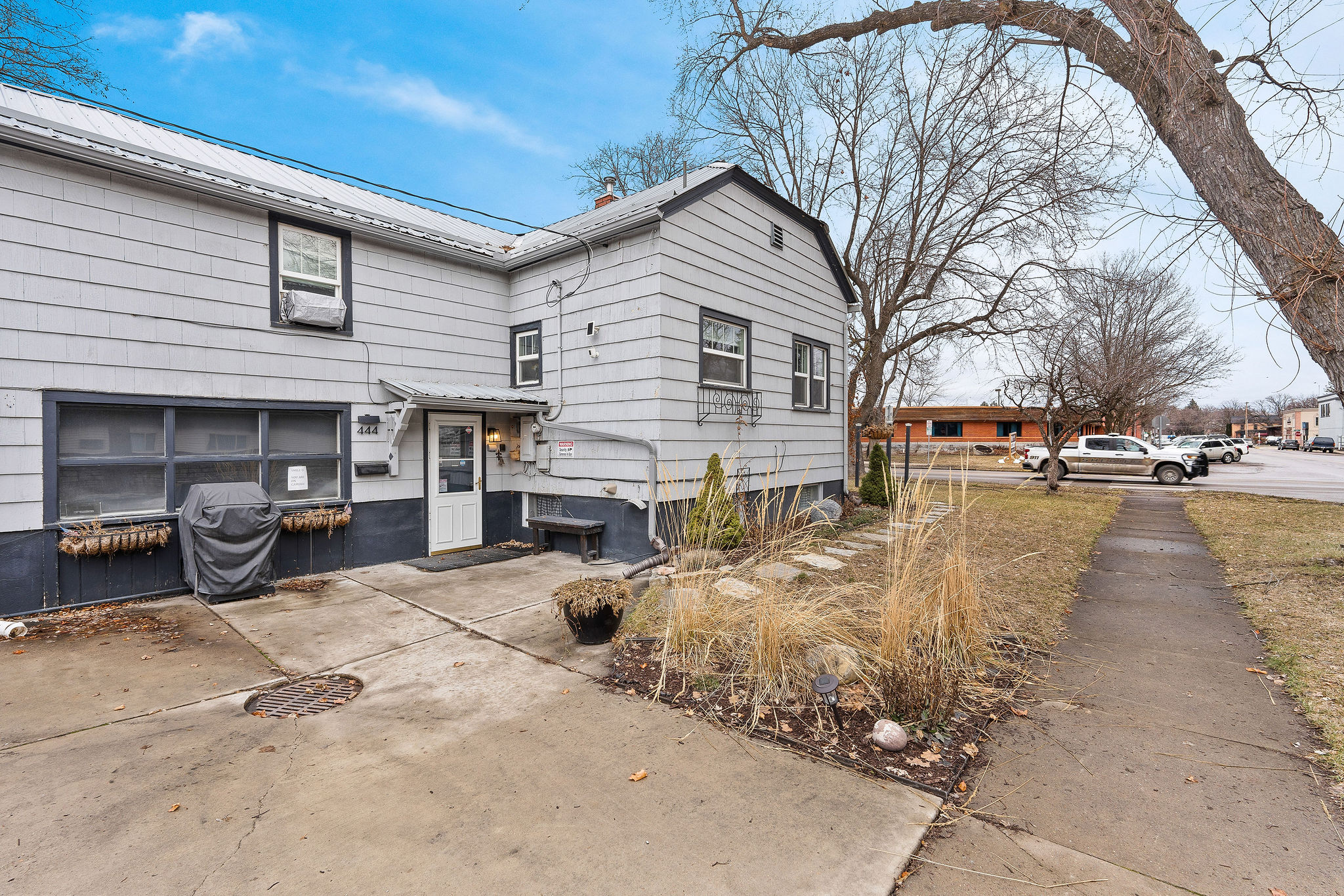 444 1st Avenue W Property Photo 36