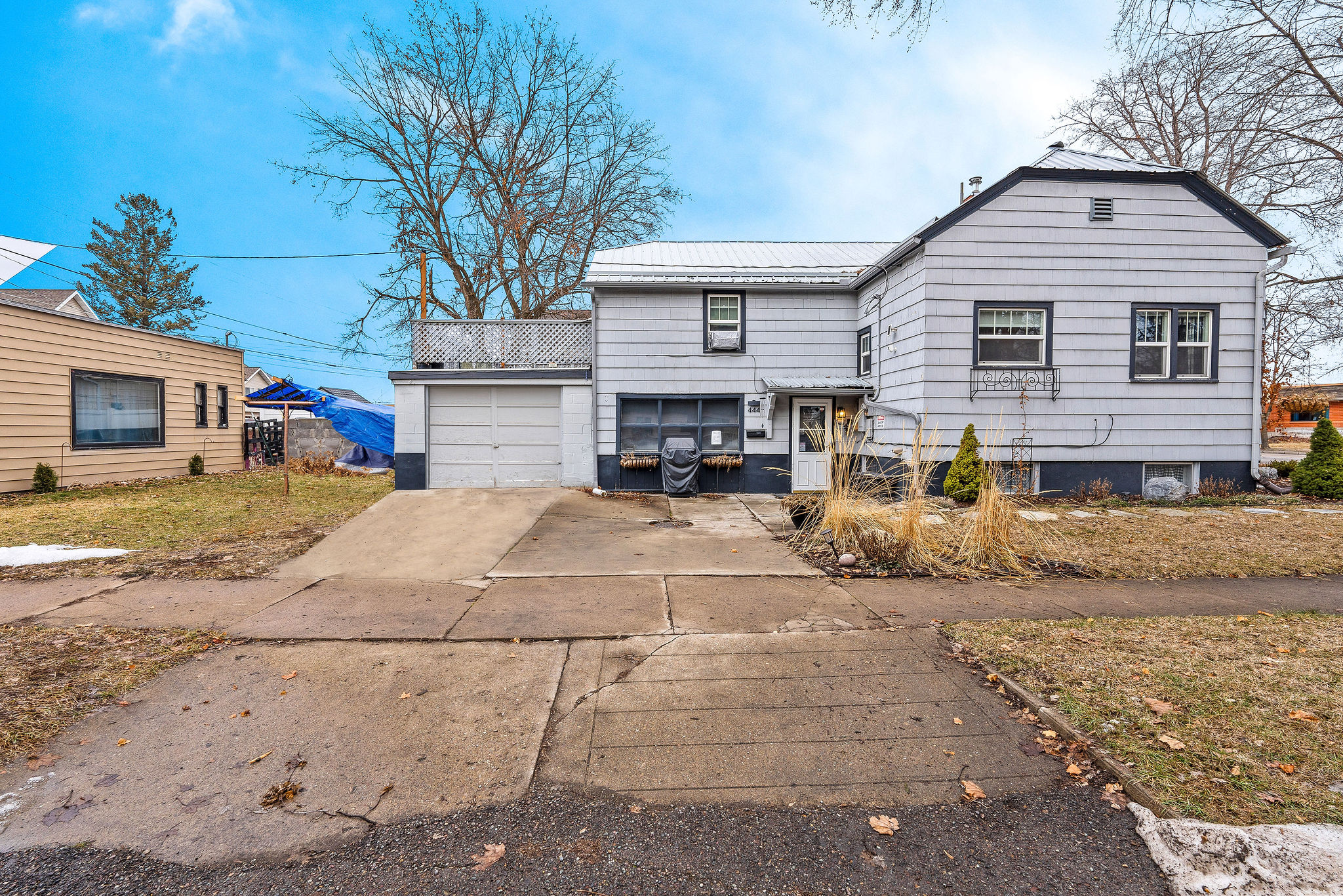 444 1st Avenue W Property Photo 42