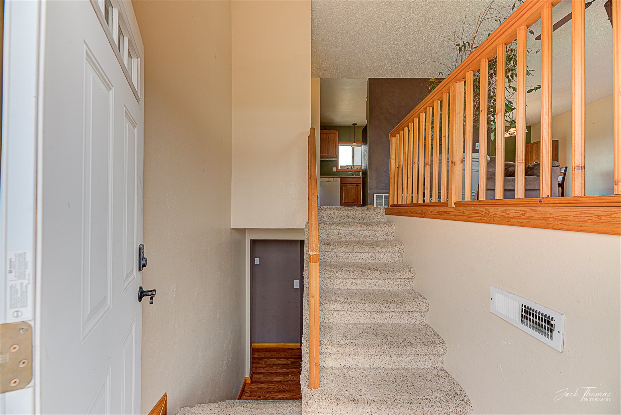 530 Tejon Lane Property Photo 5