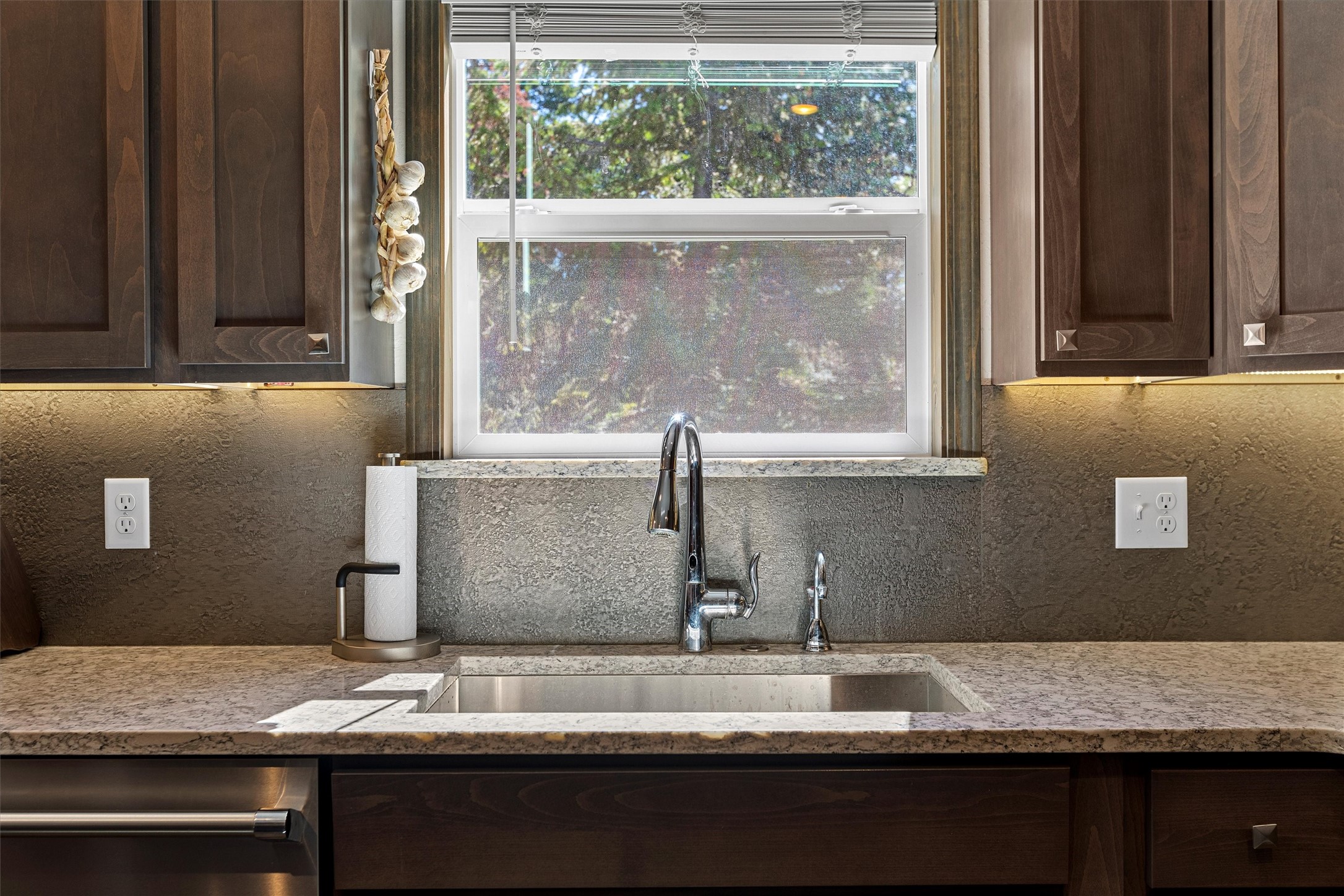 19025 Arabian Lane Property Photo 8
