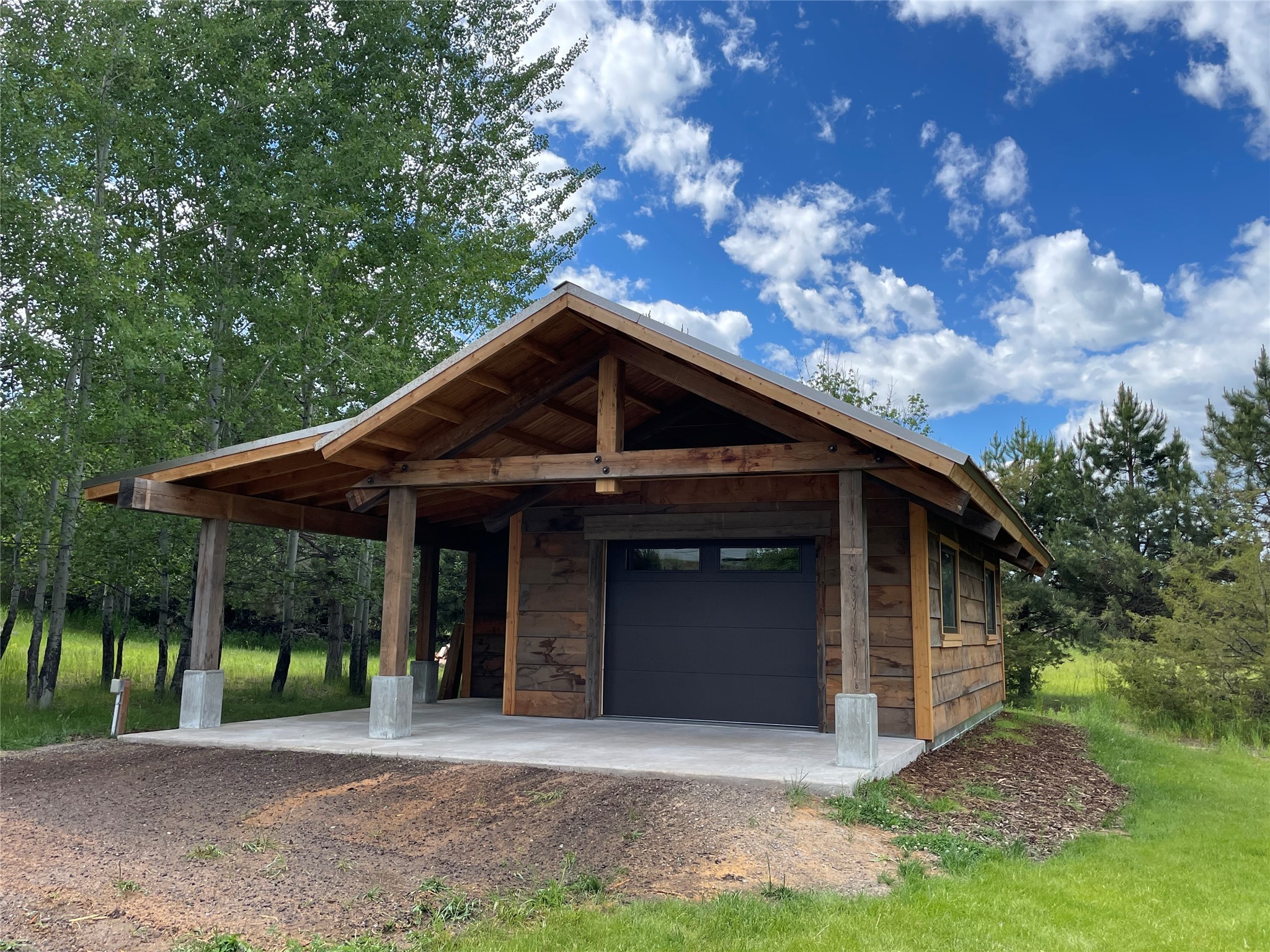 140 Swan River Road Property Photo