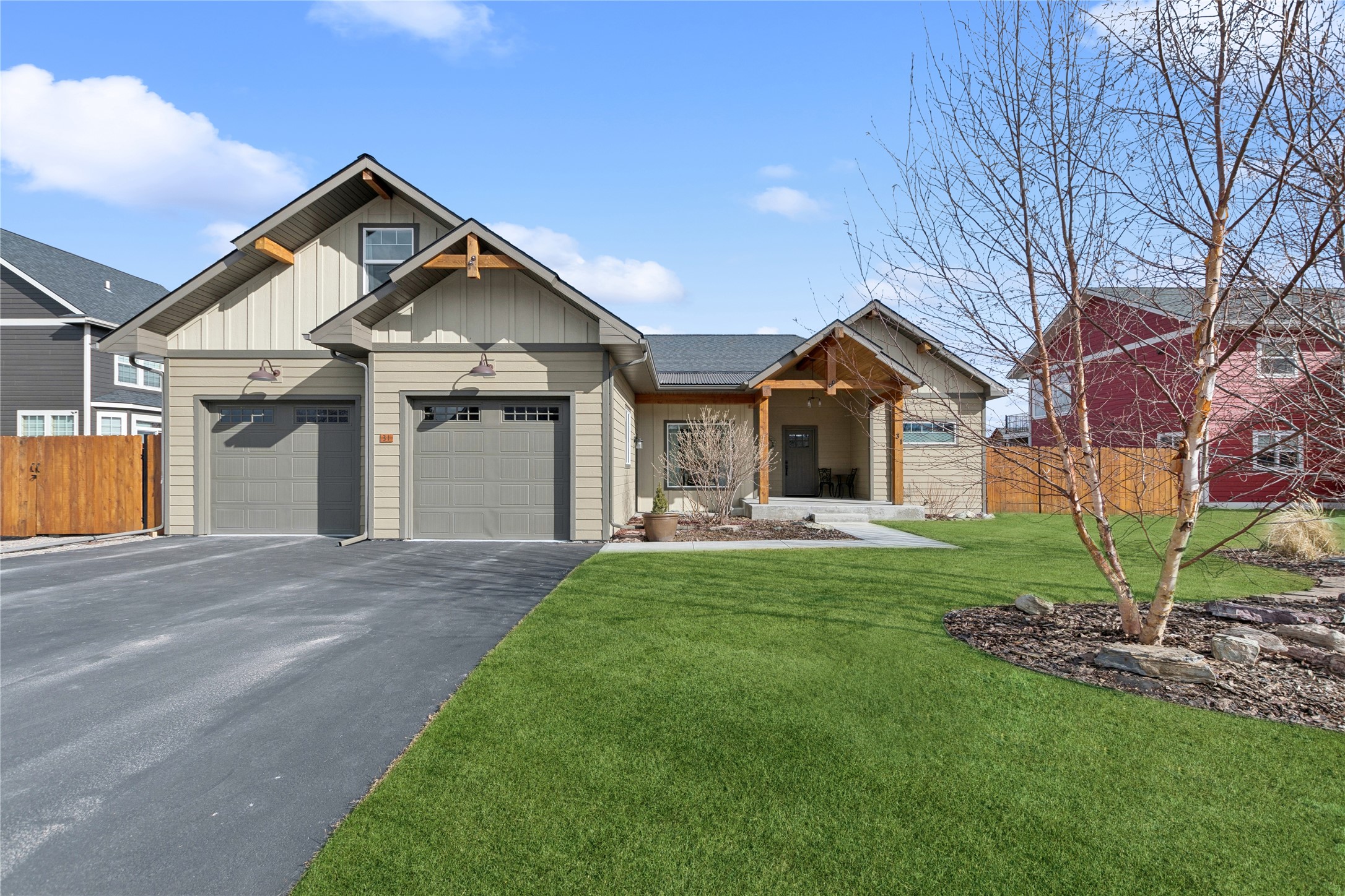 31 Mackinaw Way Property Photo 1
