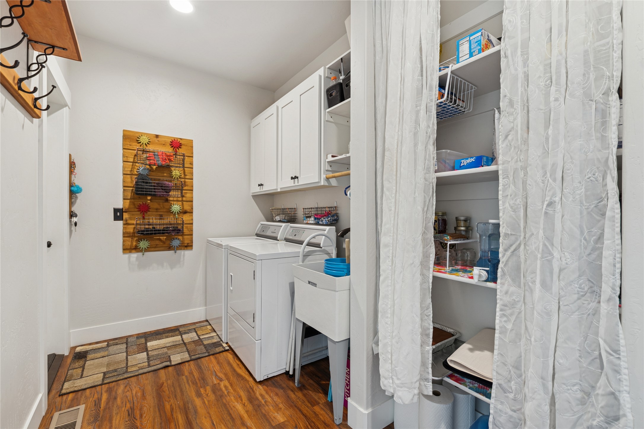 31 Mackinaw Way Property Photo 33
