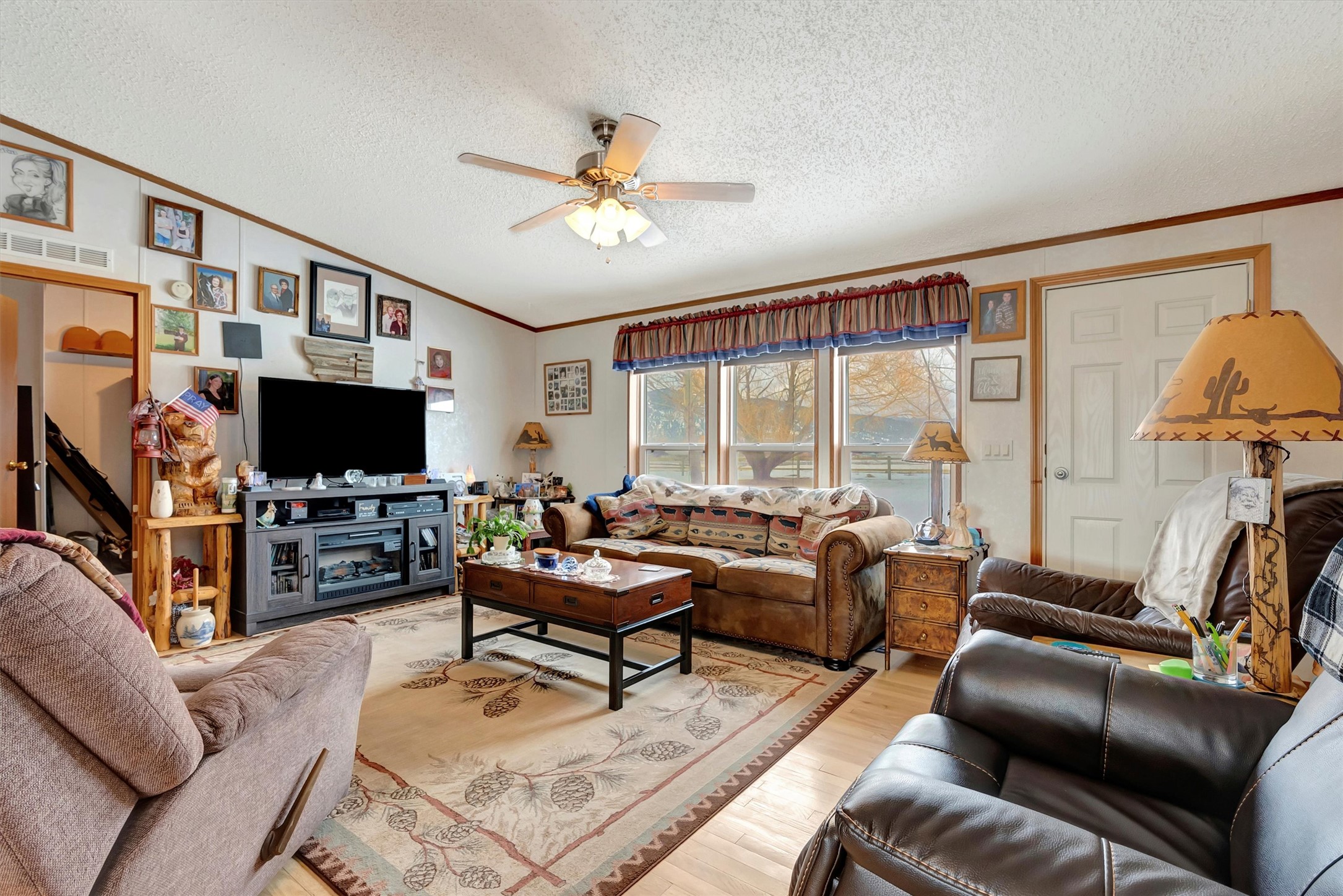 7790 Gowen Lane Property Photo 4