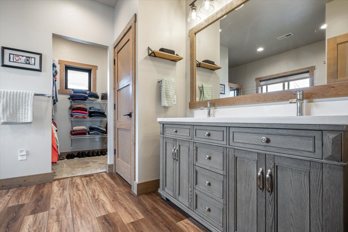 3840 Grouseberry Court Property Photo 45