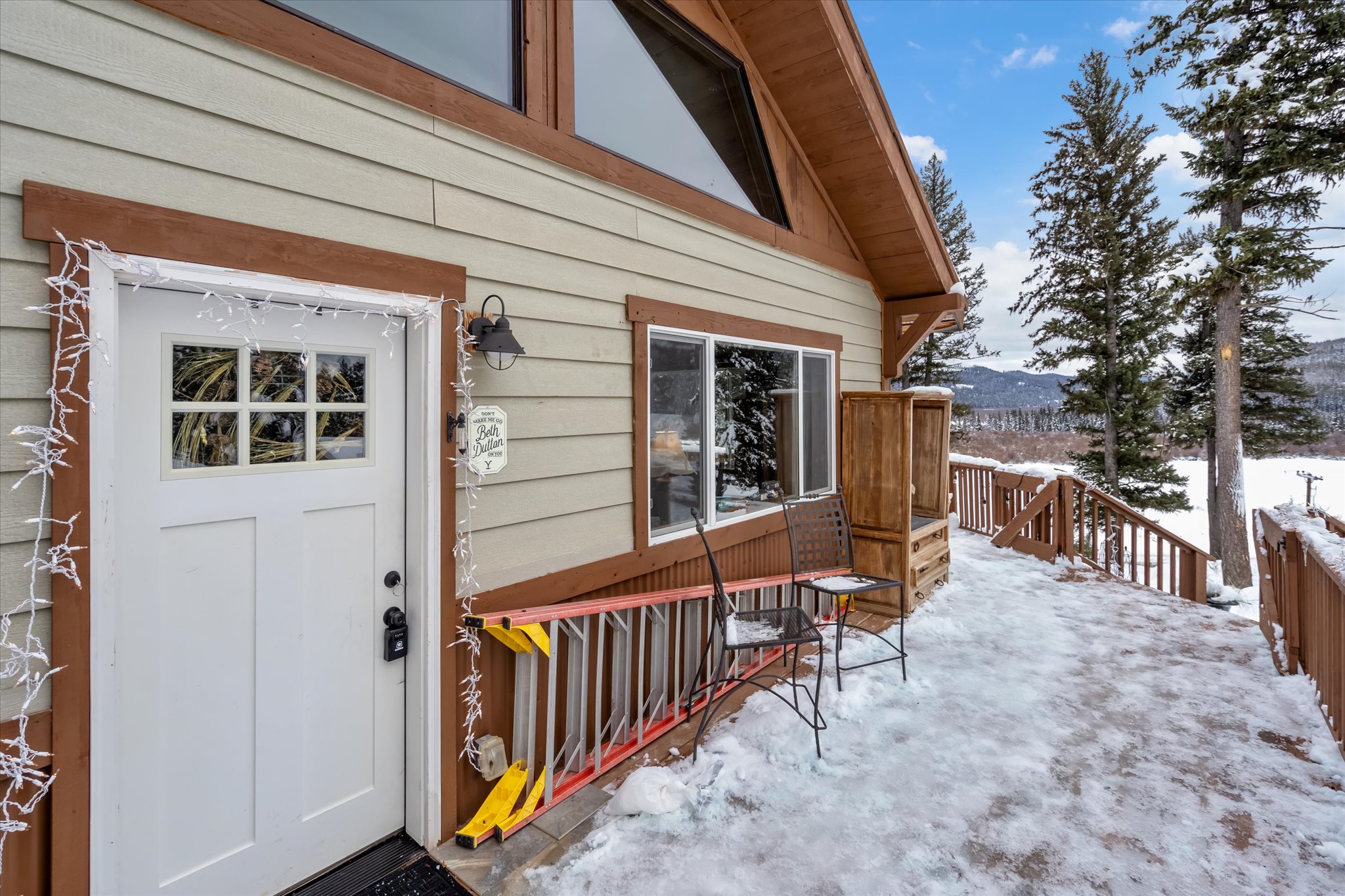 4695 Star Meadow Road Property Photo 3