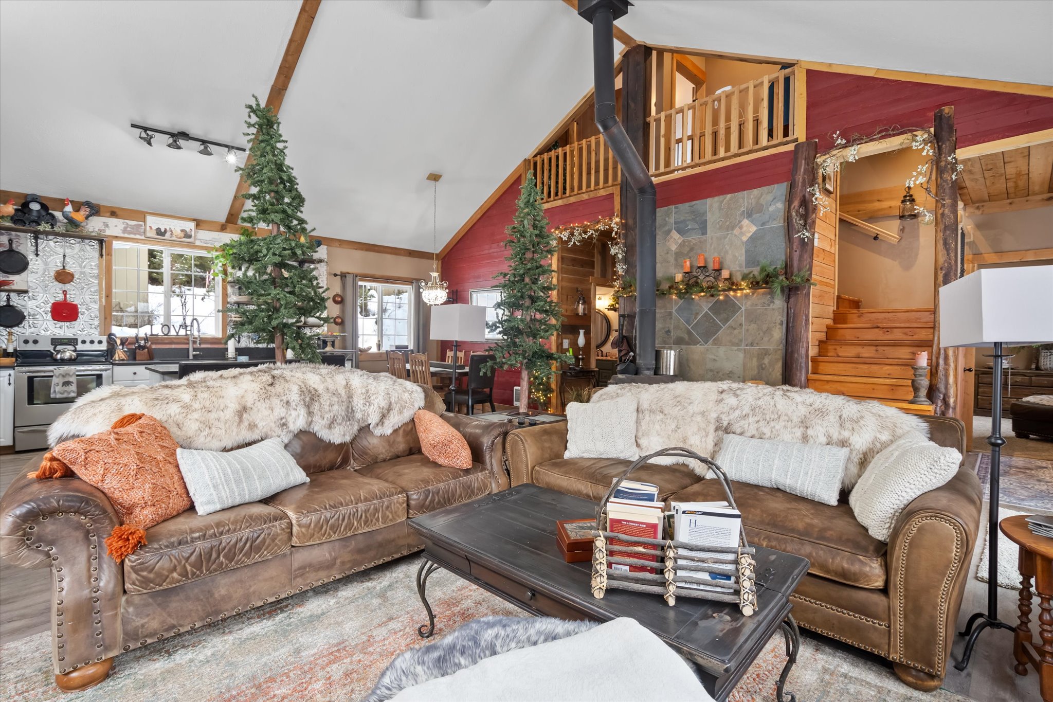 4695 Star Meadow Road Property Photo 5