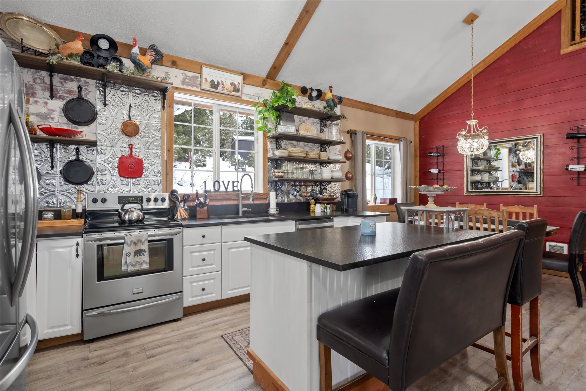4695 Star Meadow Road Property Photo 6