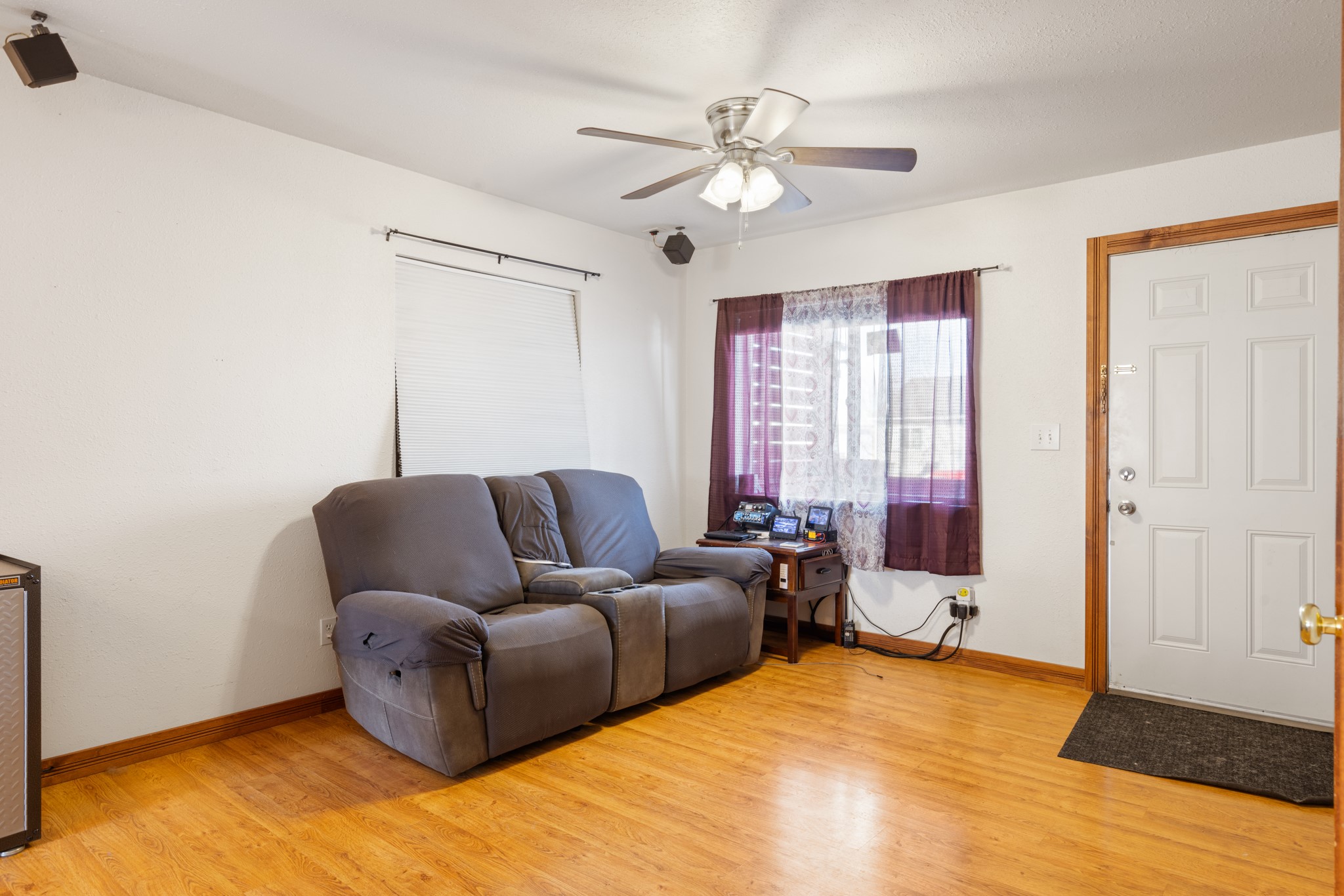 72 W Magnolia Drive Property Photo 5