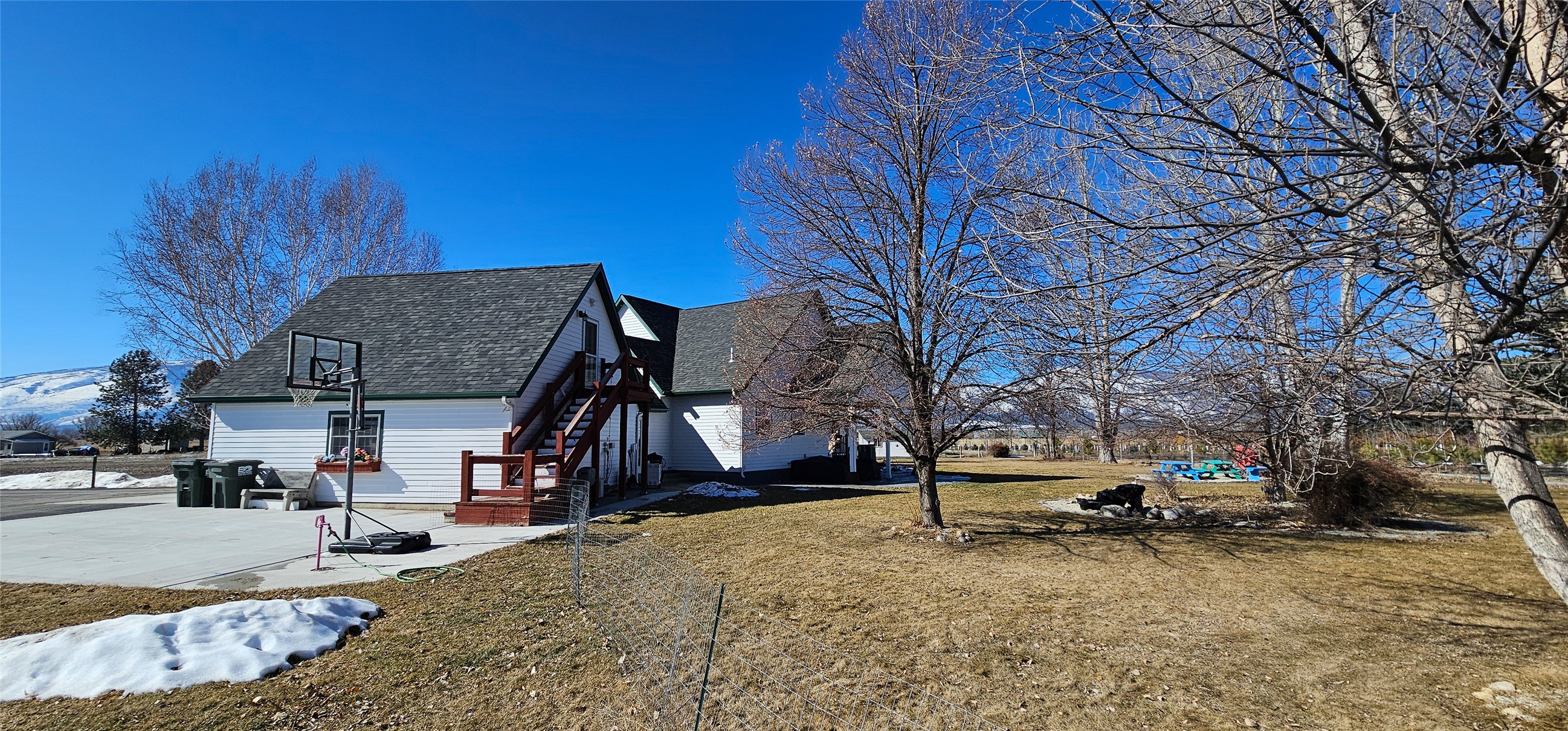 245 Olde Road Property Photo 94