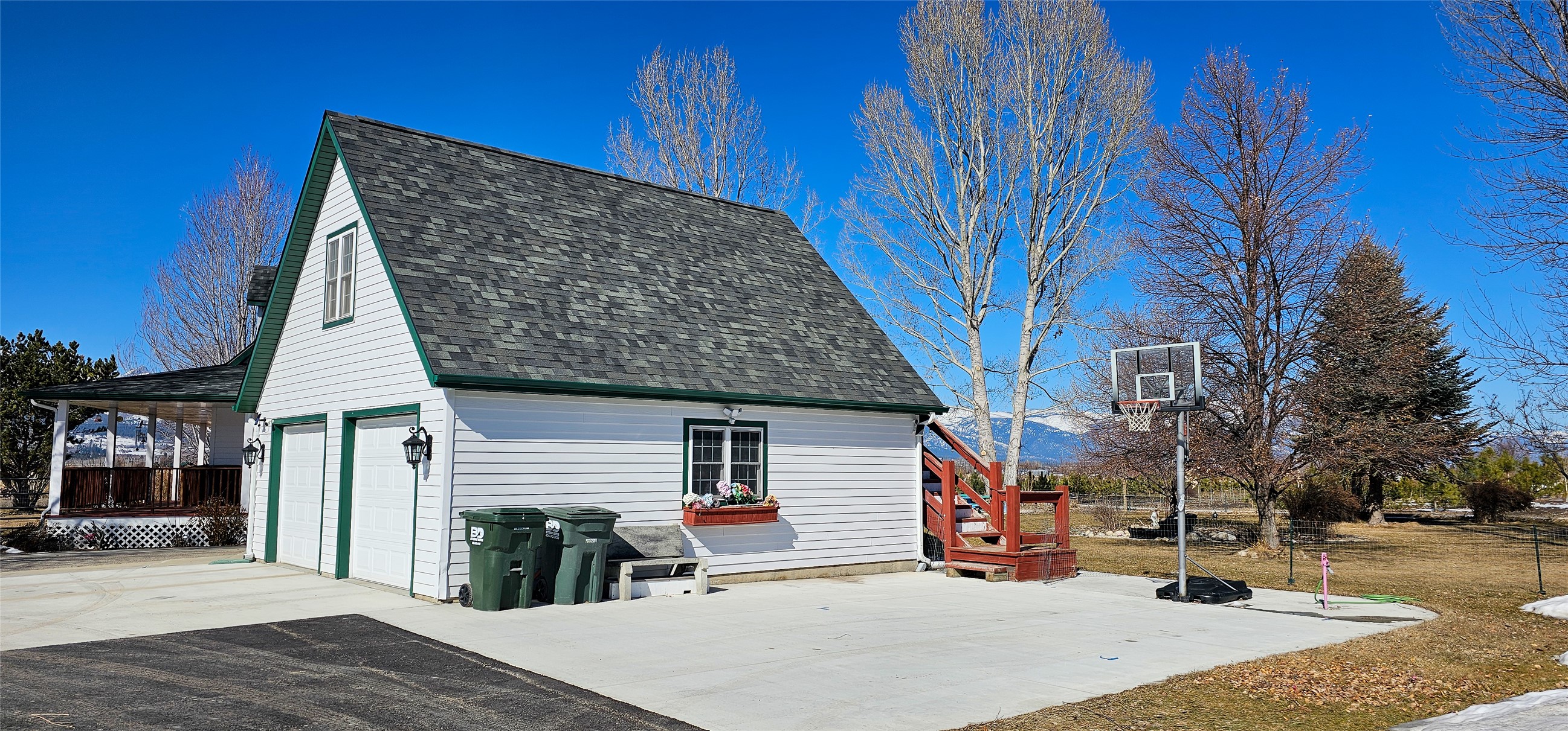 245 Olde Road Property Photo 96
