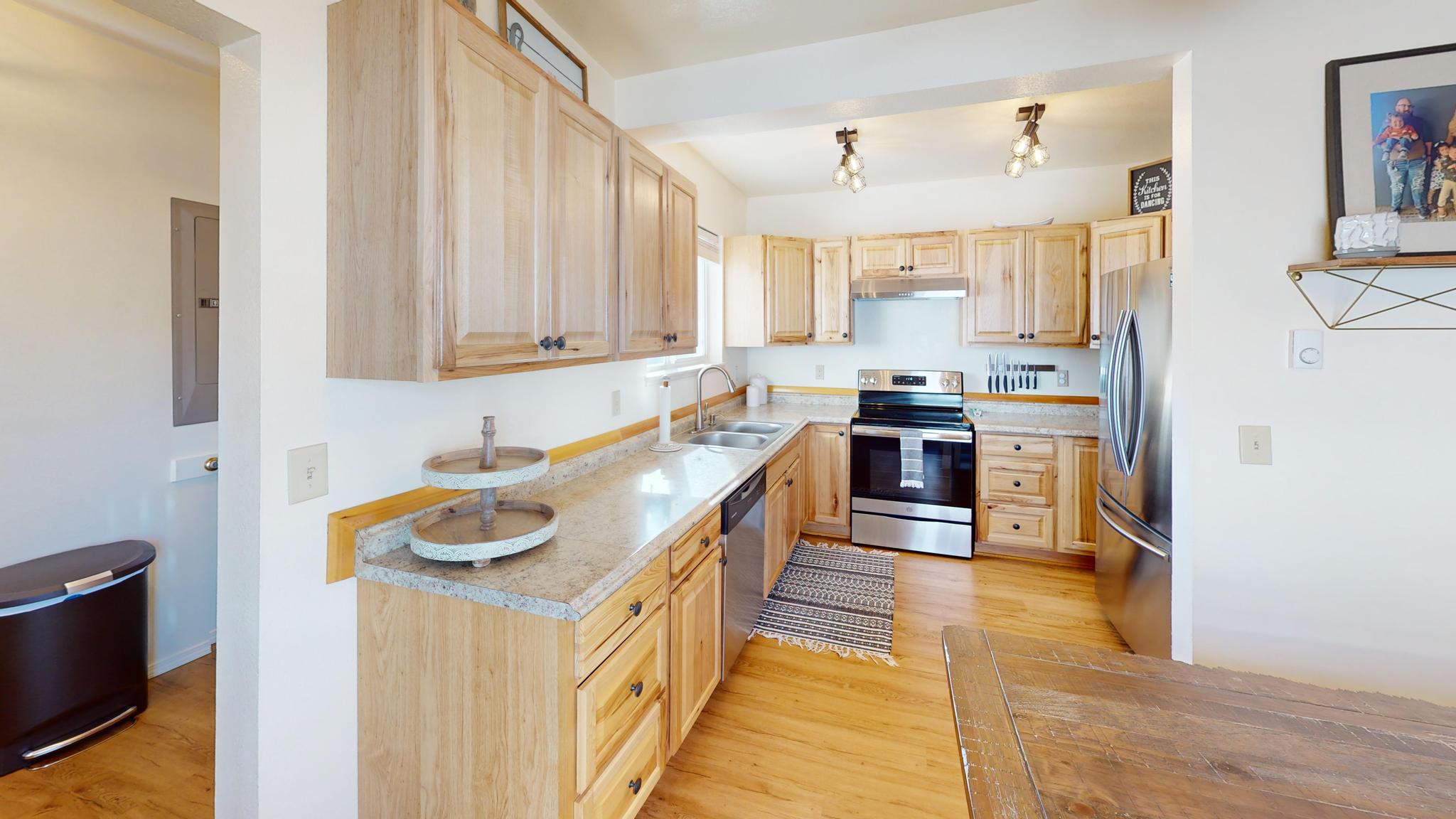 512 2nd Avenue Se Property Photo 8