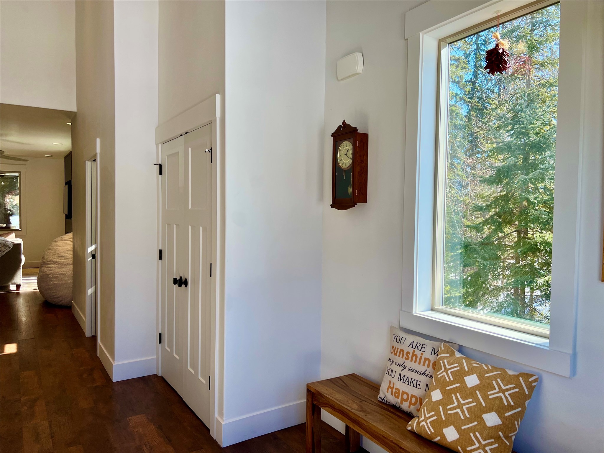 717 Ice House Road Property Photo 8
