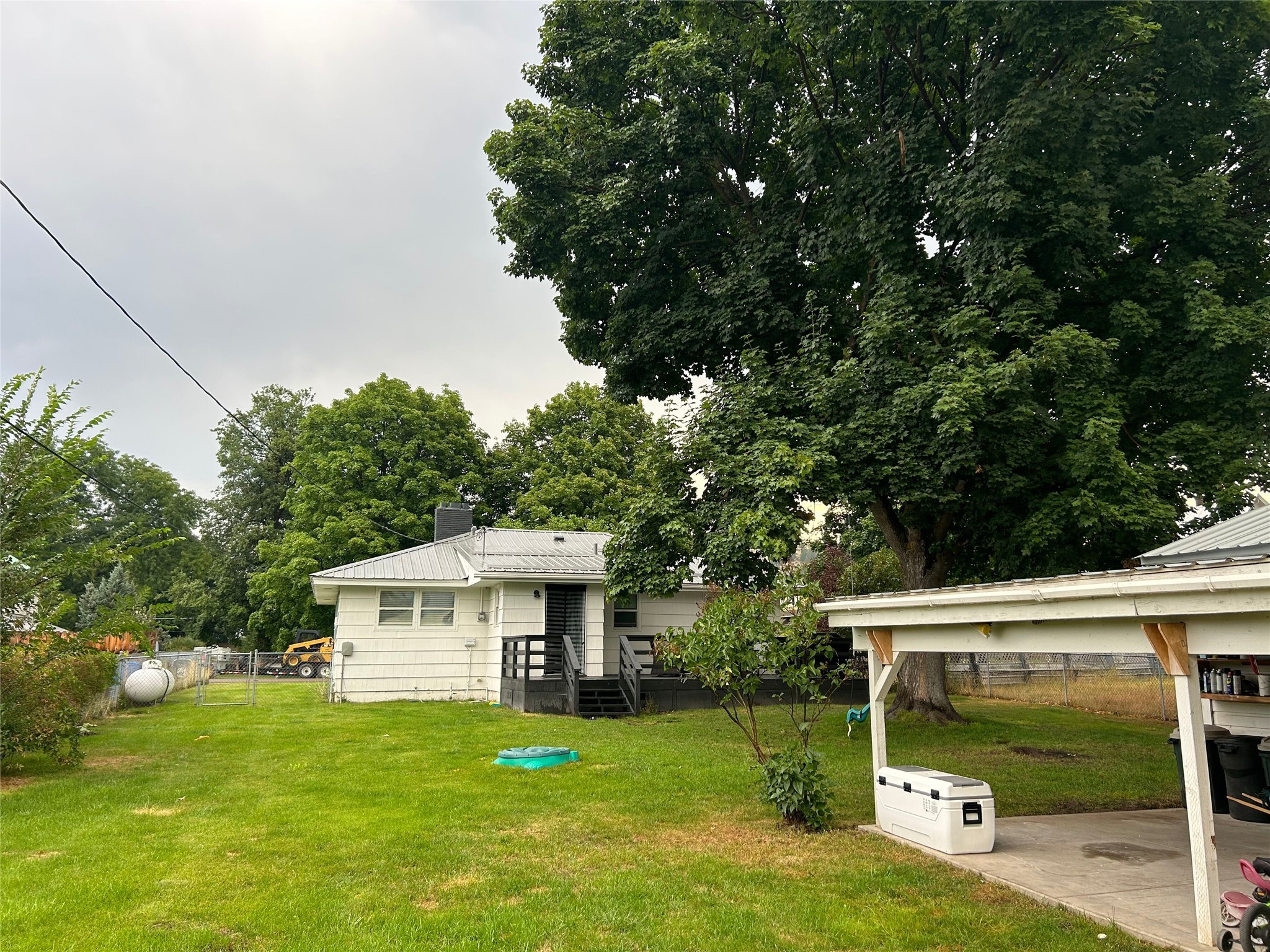 103 W Oak Street Property Photo 11