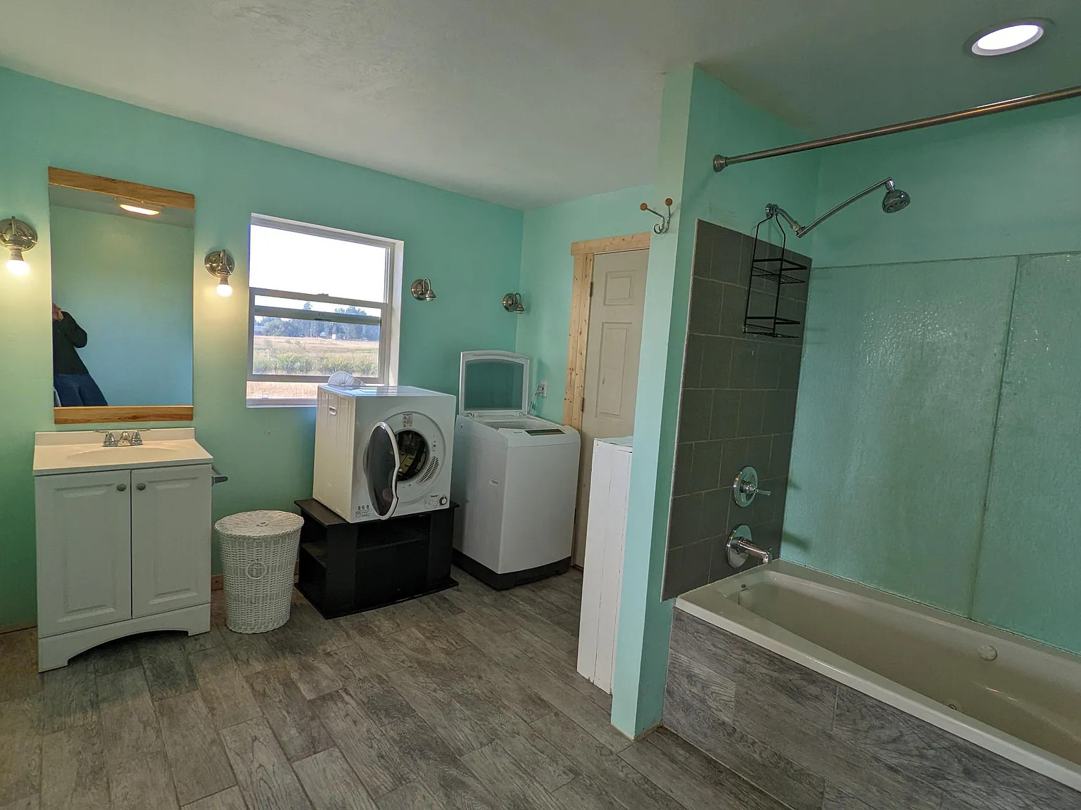 5066, 5072 Hoblitt Lane N Property Photo 11