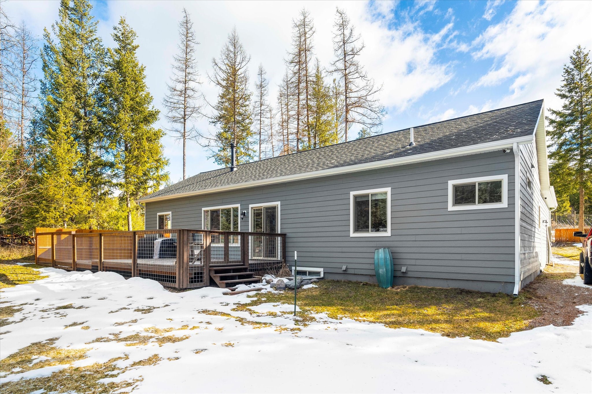 2010 Silvertip Drive S Property Photo 5