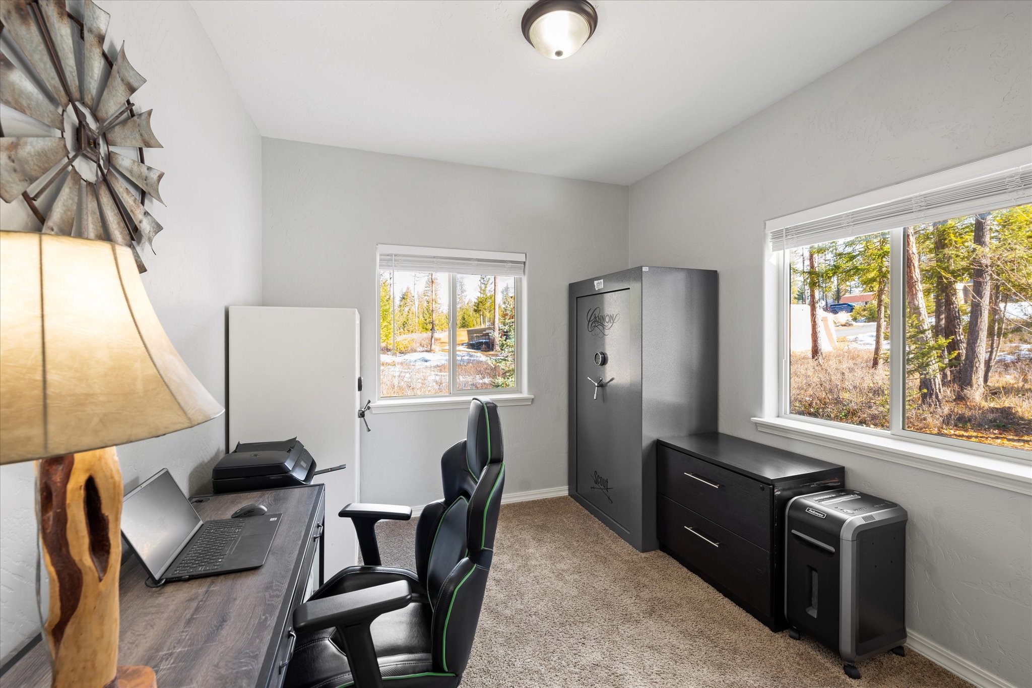 2010 Silvertip Drive S Property Photo 21