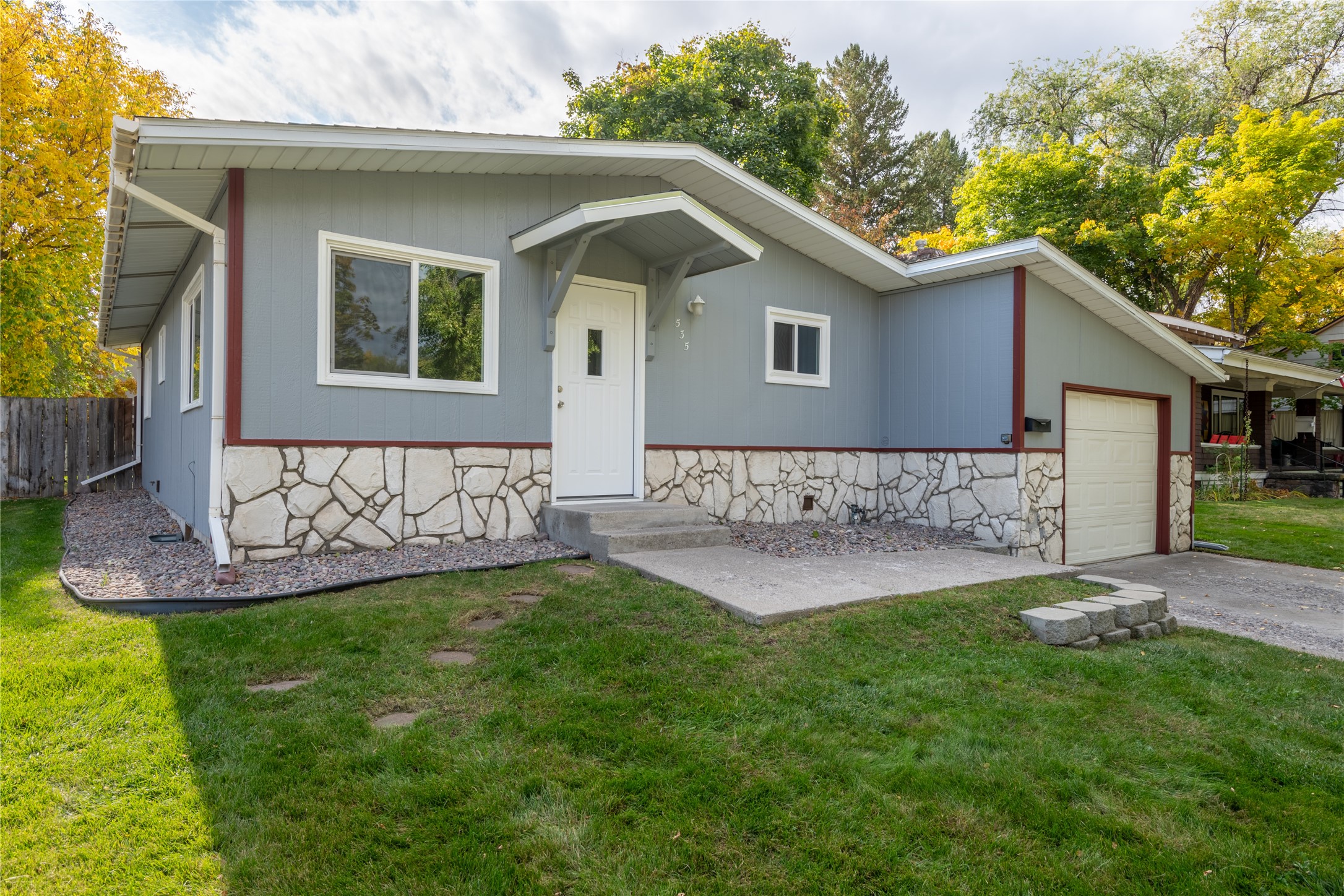 535 Connell Avenue Property Photo
