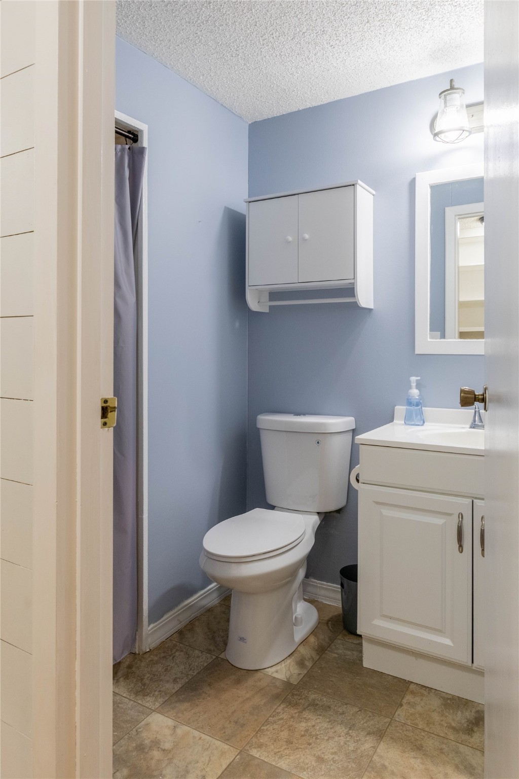 390 N Gold Creek Loop Property Photo 15