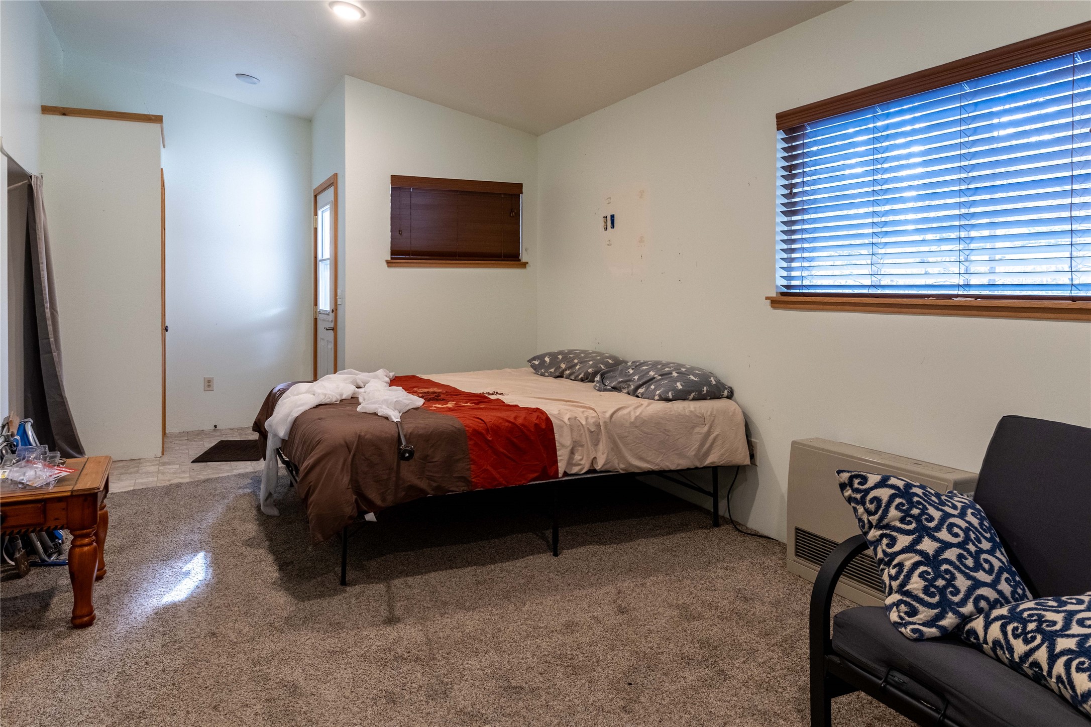390 N Gold Creek Loop Property Photo 30