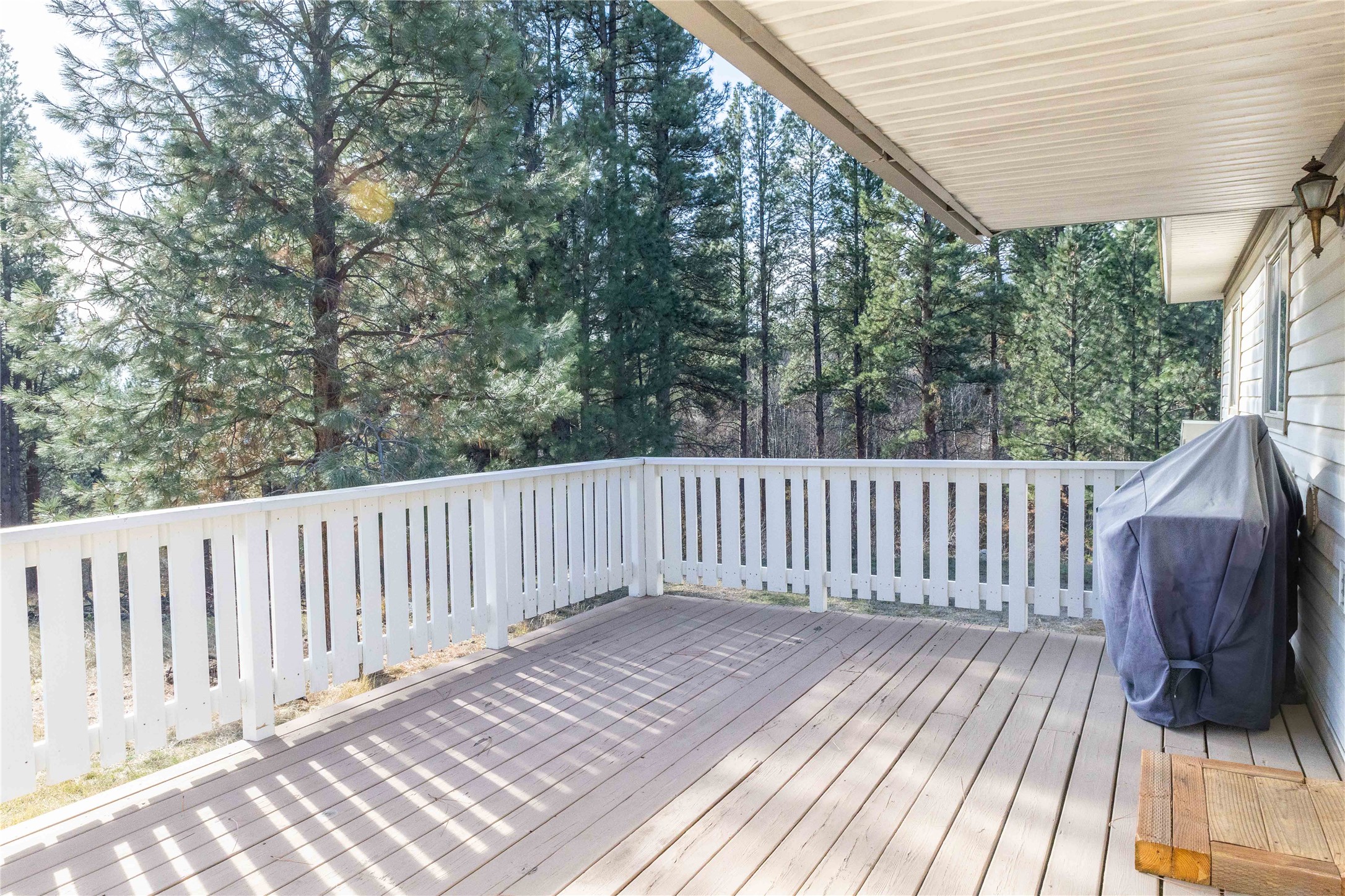 390 N Gold Creek Loop Property Photo 31