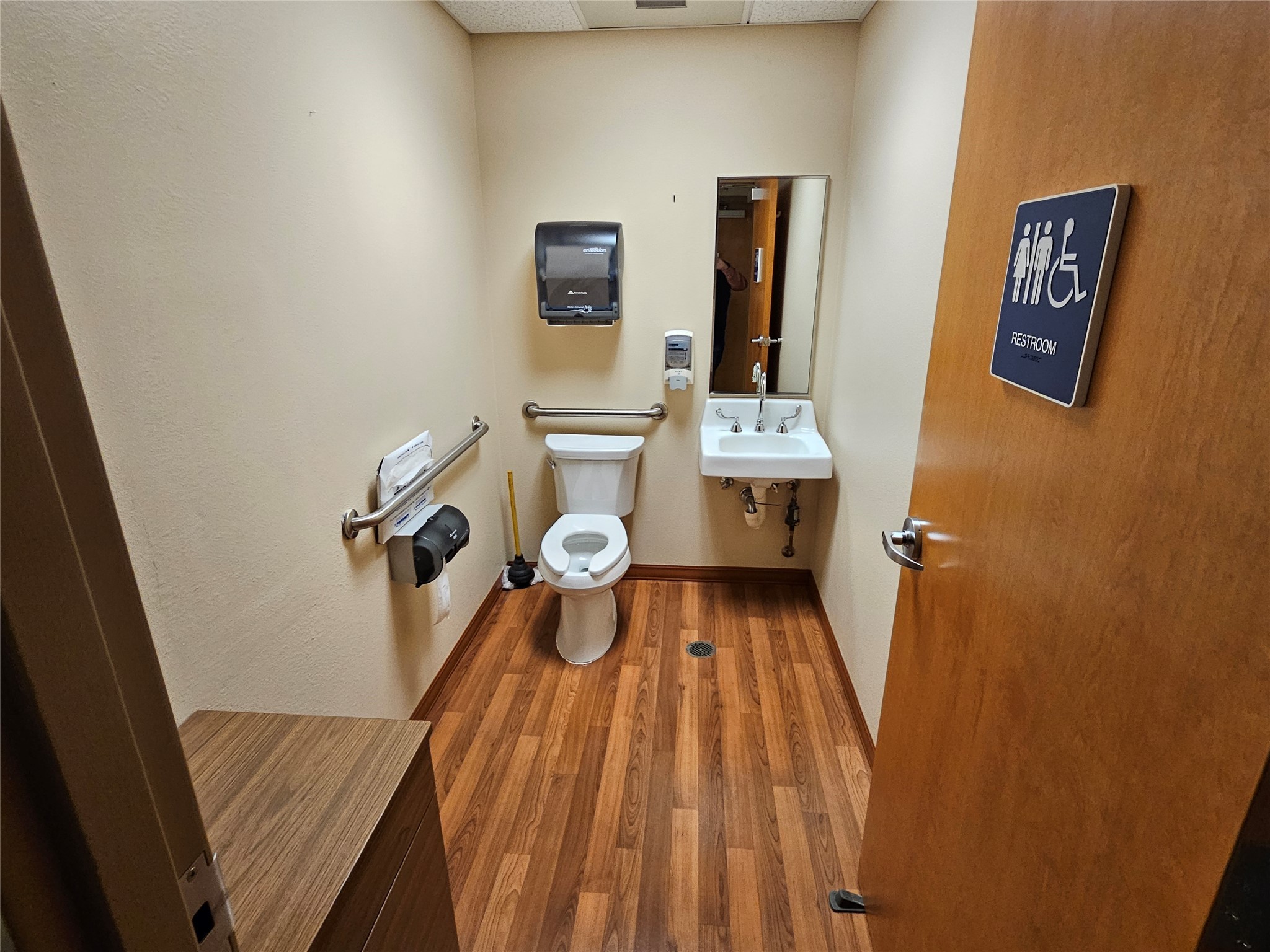 711 13th Street E Property Photo 22