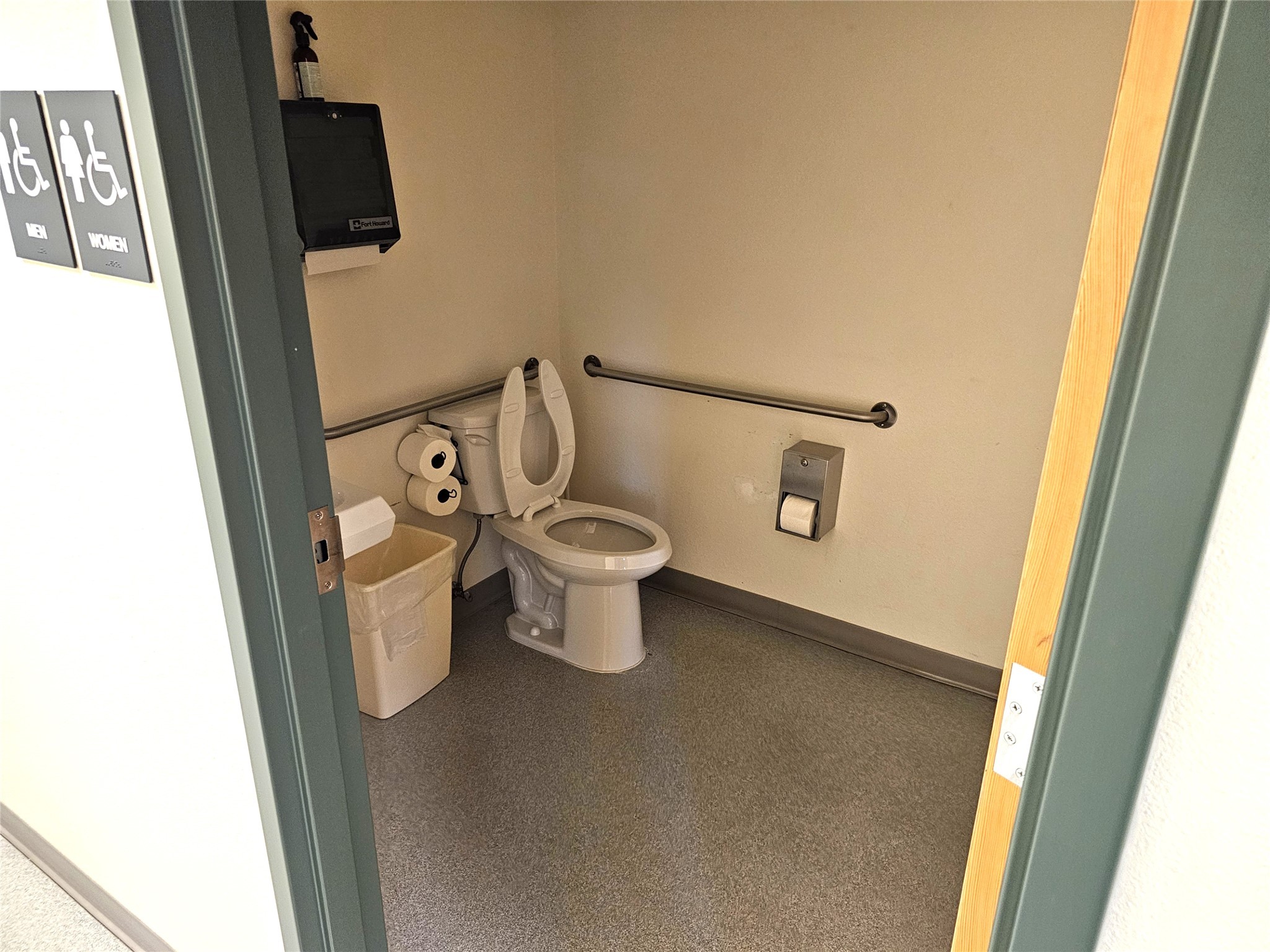 711 13th Street E Property Photo 57