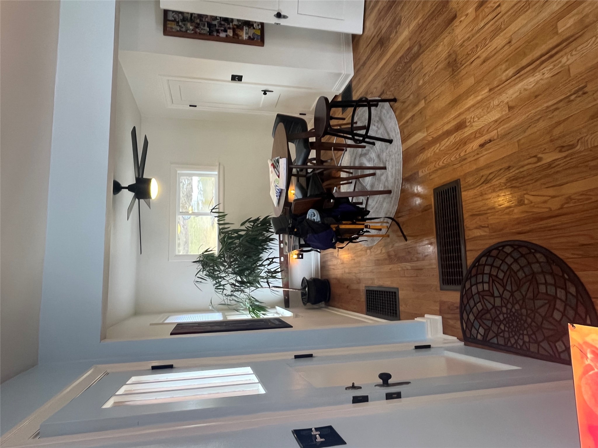 1550 Van Buren Street Property Photo 17