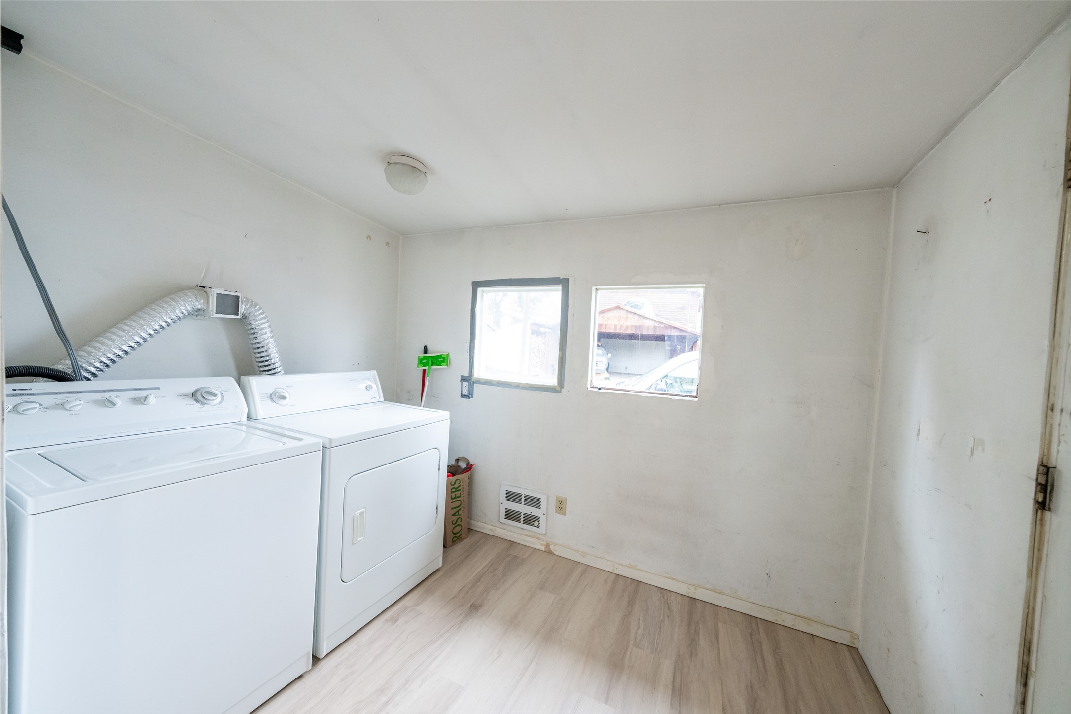 408 Idaho Avenue Property Photo 23
