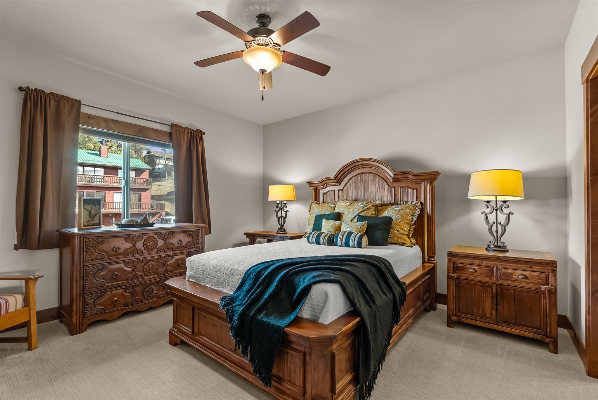 667 Commerce Street Property Photo 12