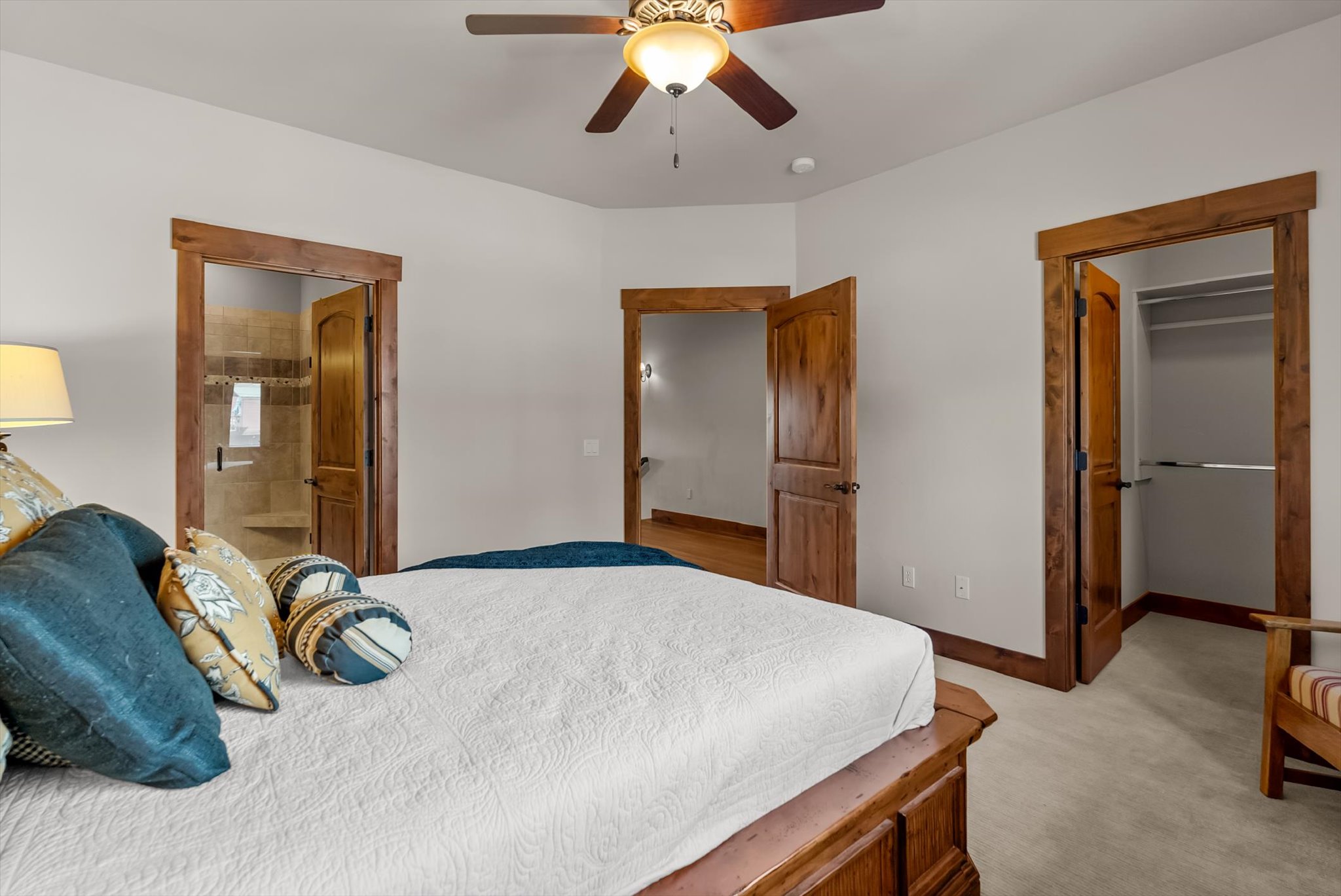 667 Commerce Street Property Photo 13