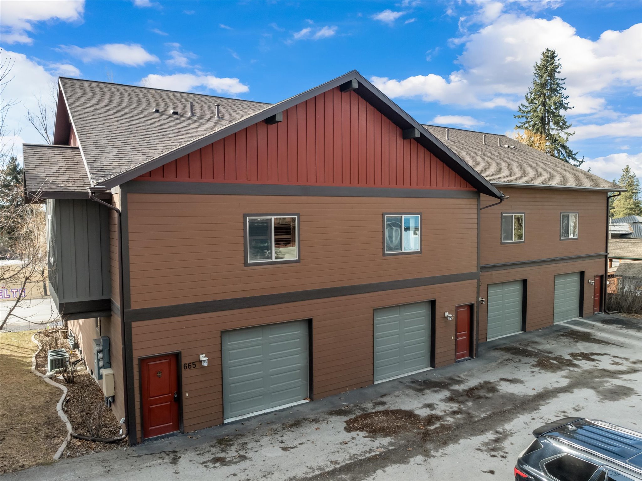 667 Commerce Street Property Photo 41