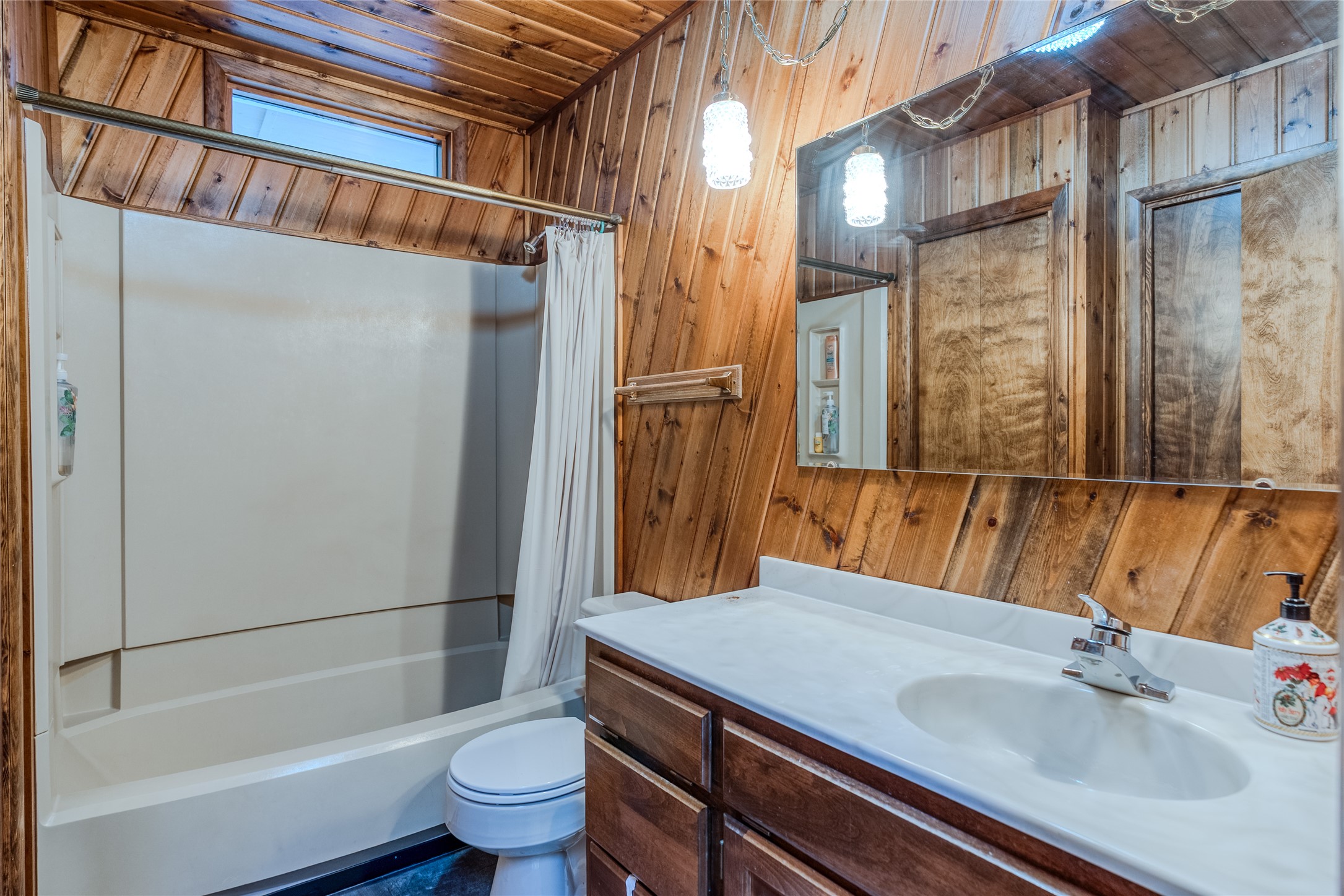 237 Lake Blaine Drive Property Photo 41